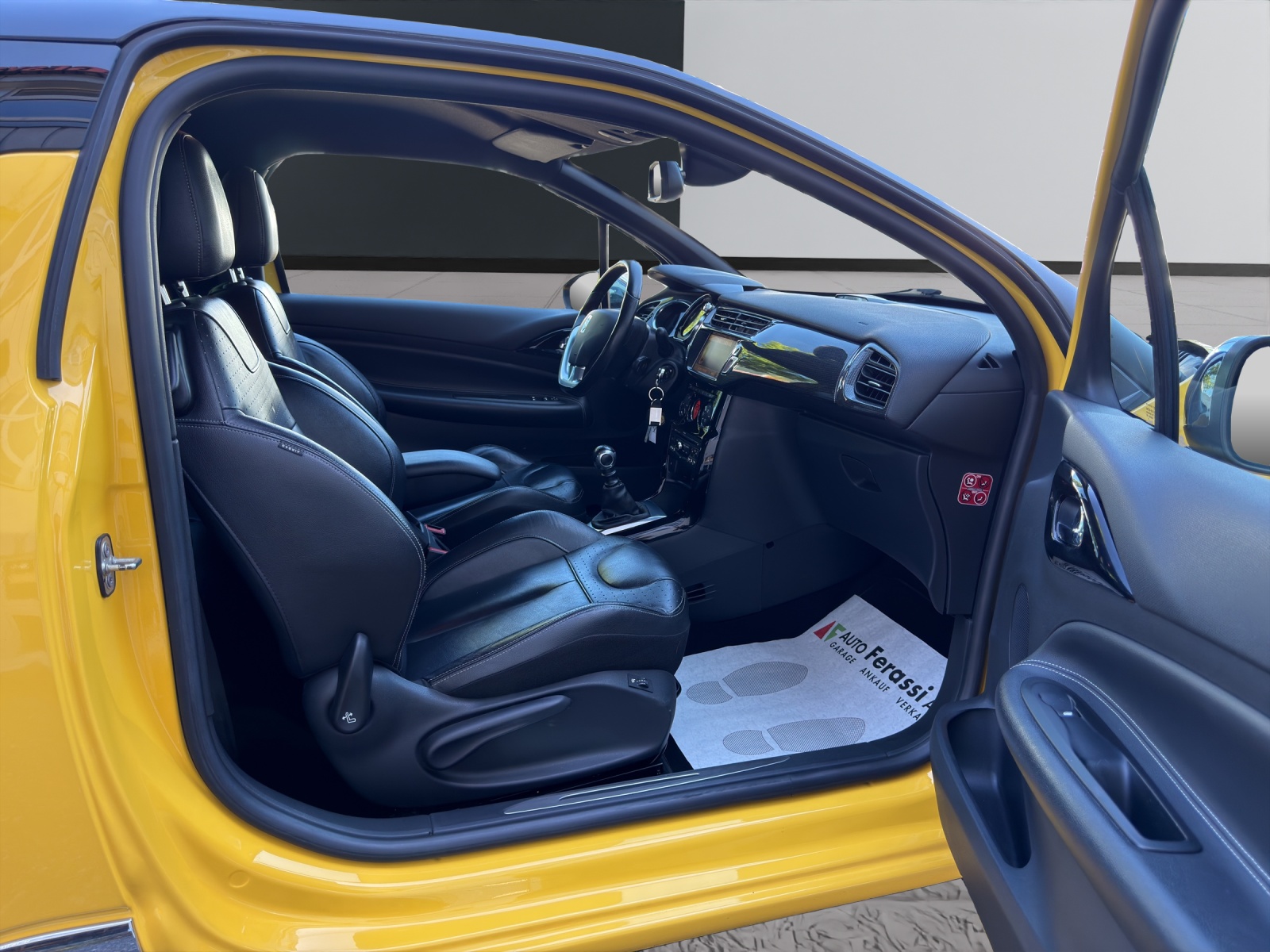 DS AUTOMOBILES DS3 1.6 THP Sport Chic-image-16