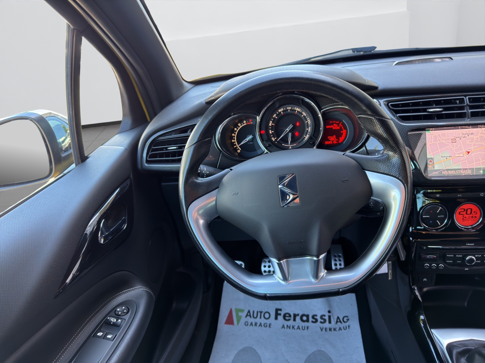 DS AUTOMOBILES DS3 1.6 THP Sport Chic-image-15