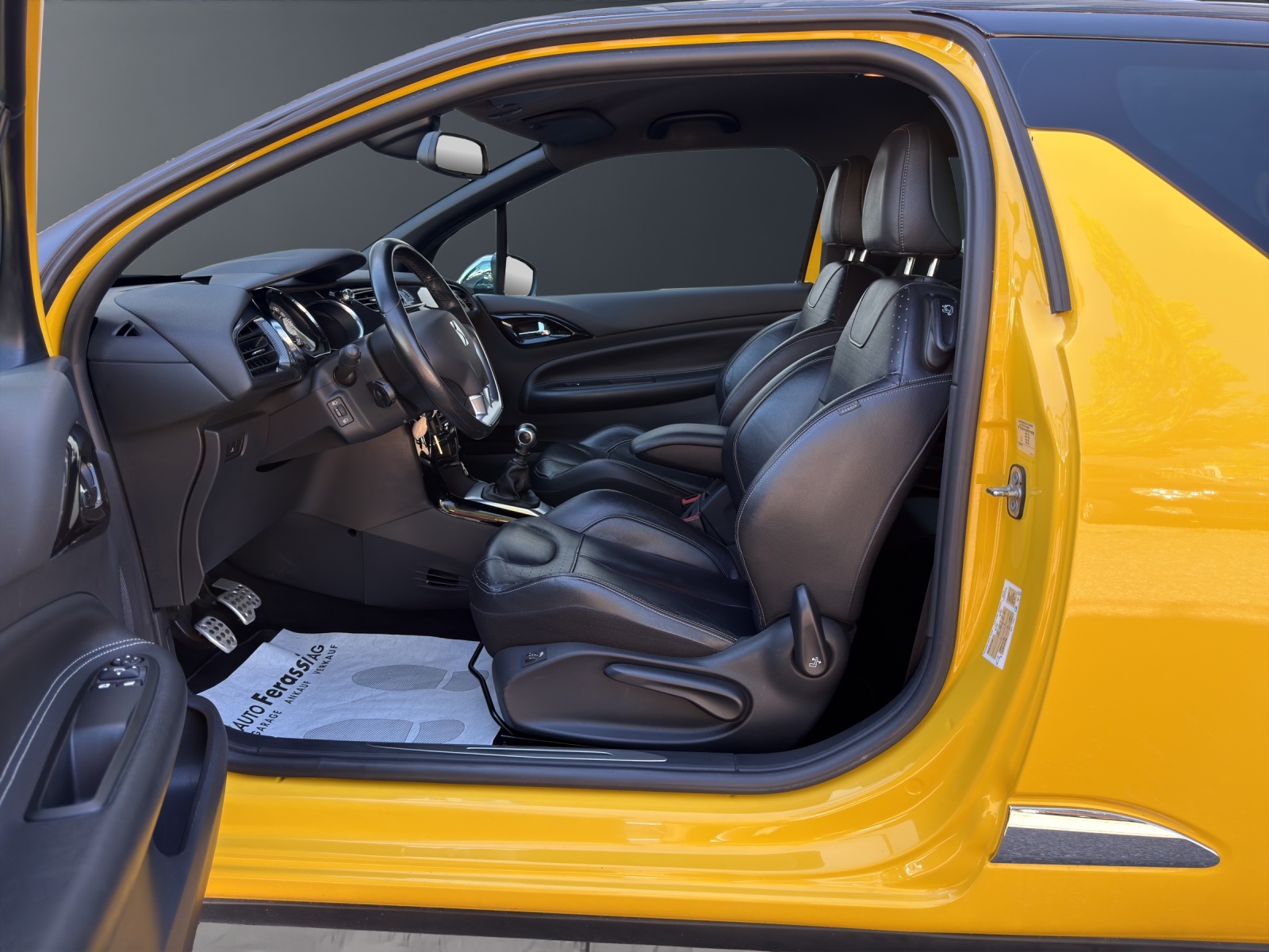 DS AUTOMOBILES DS3 1.6 THP Sport Chic-image-14