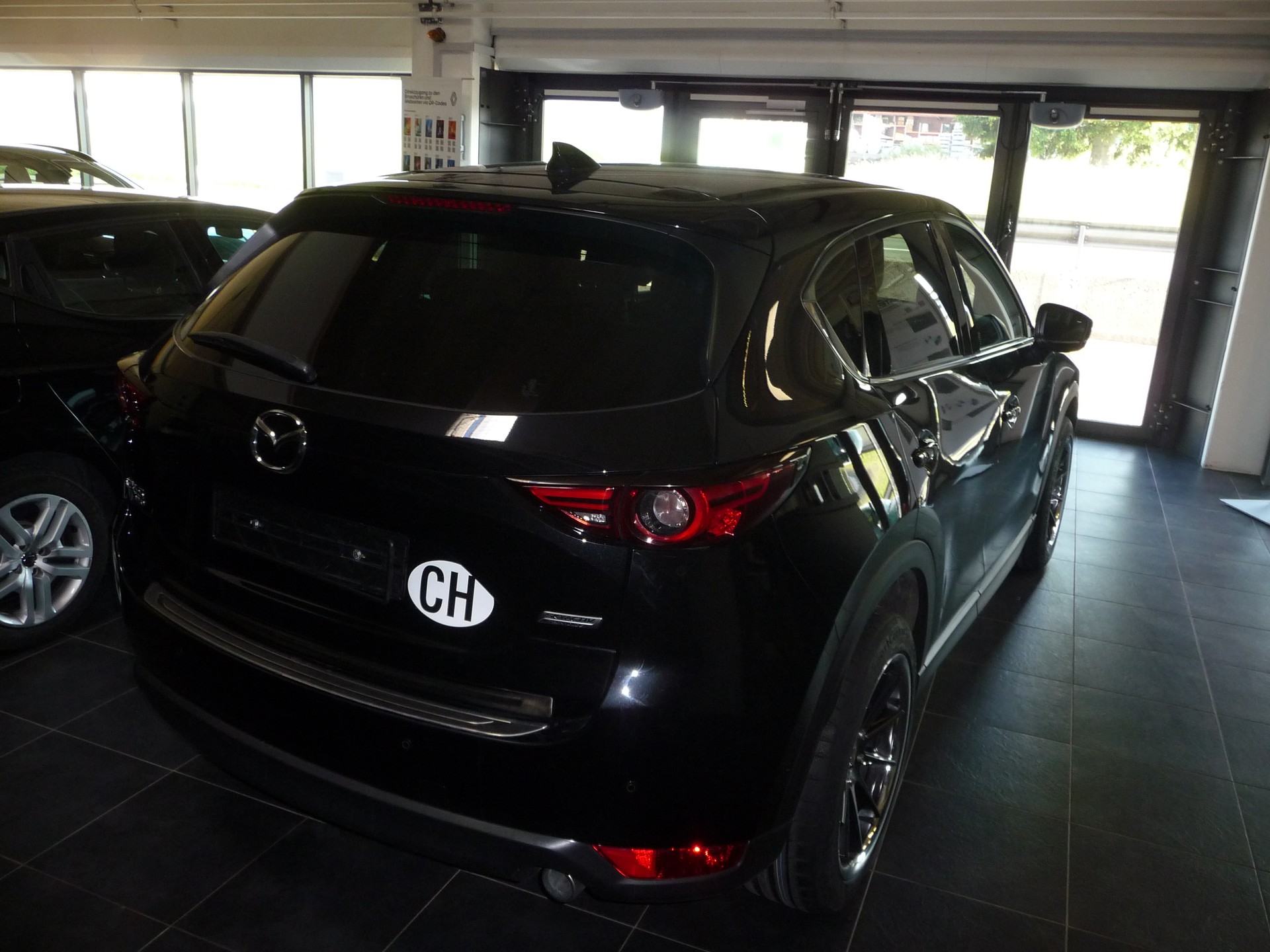 MAZDA CX-5 SKYACTIV-D 184 Revolution AWD Automat-image-24
