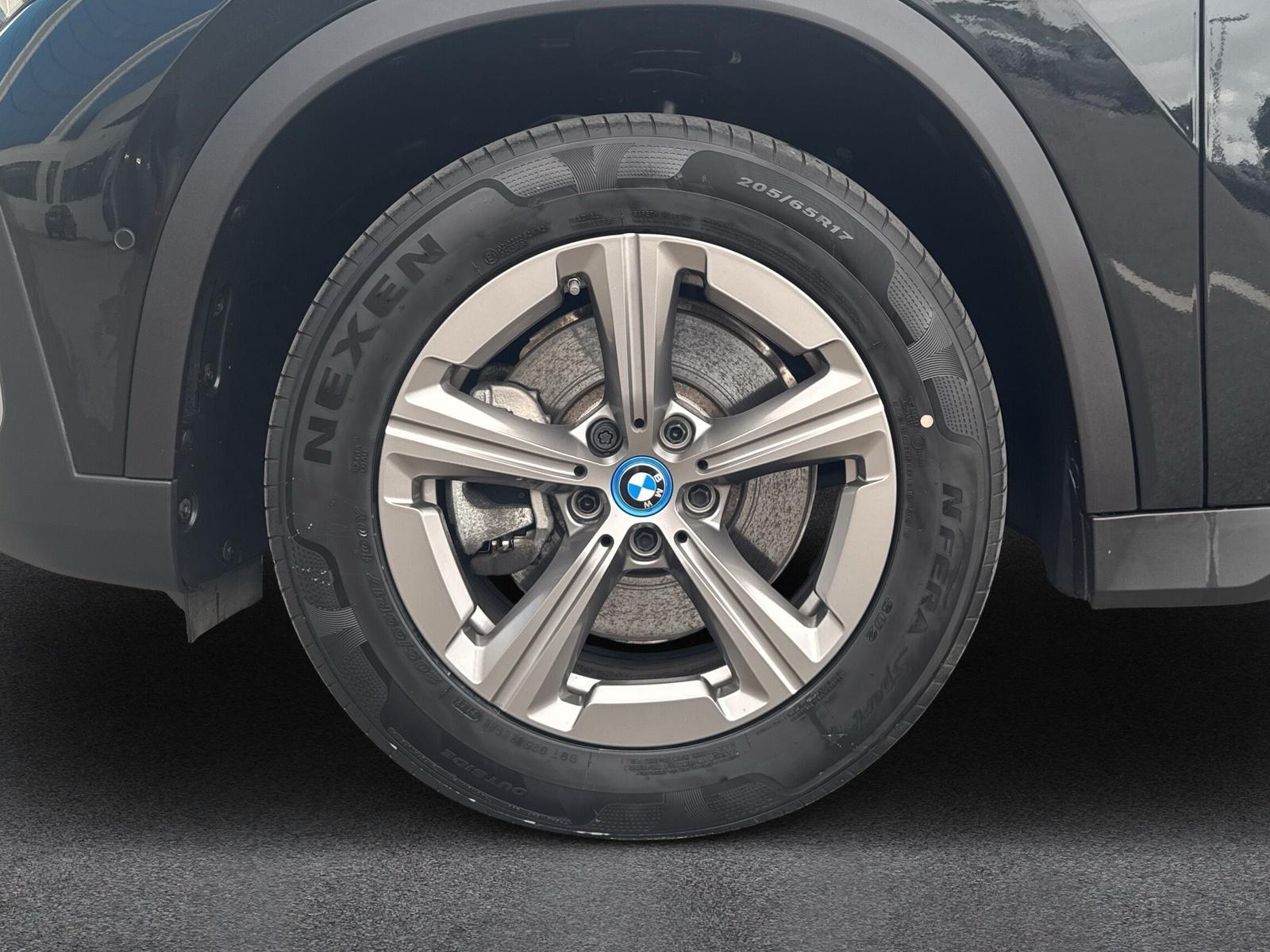 BMW X1 25e xDrive U11 (CH) AHK 1.7T-image-8