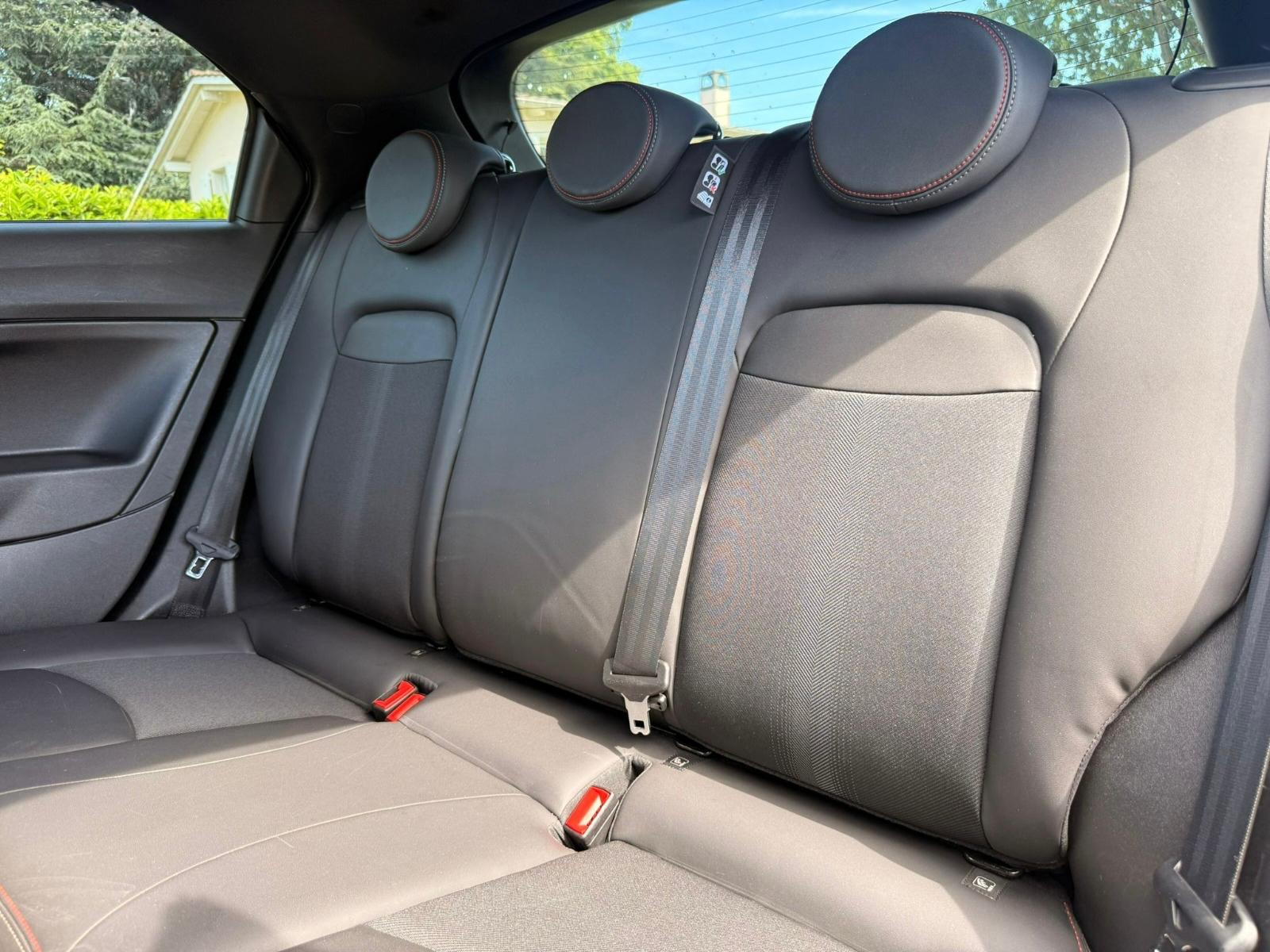 FIAT 500X 1.3 GSE Sport-image-17