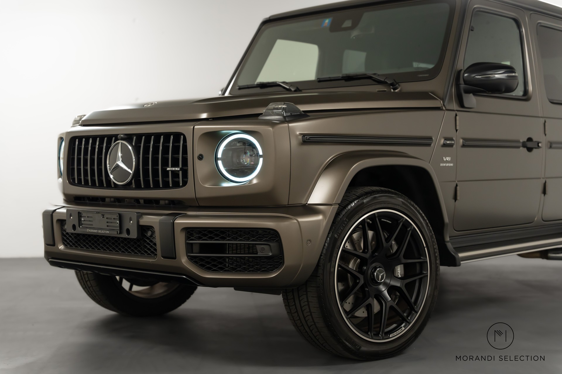 MERCEDES-BENZ G 63 AMG-showroom-element-3