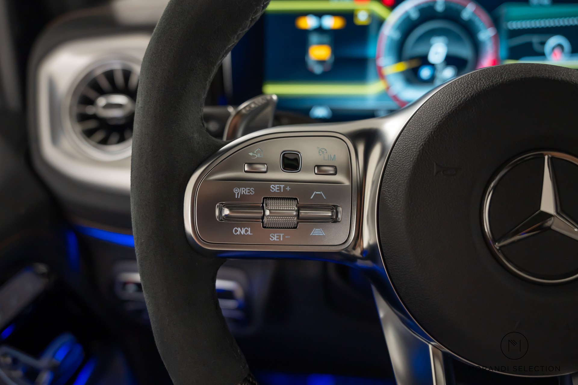 MERCEDES-BENZ G 63 AMG-image-30