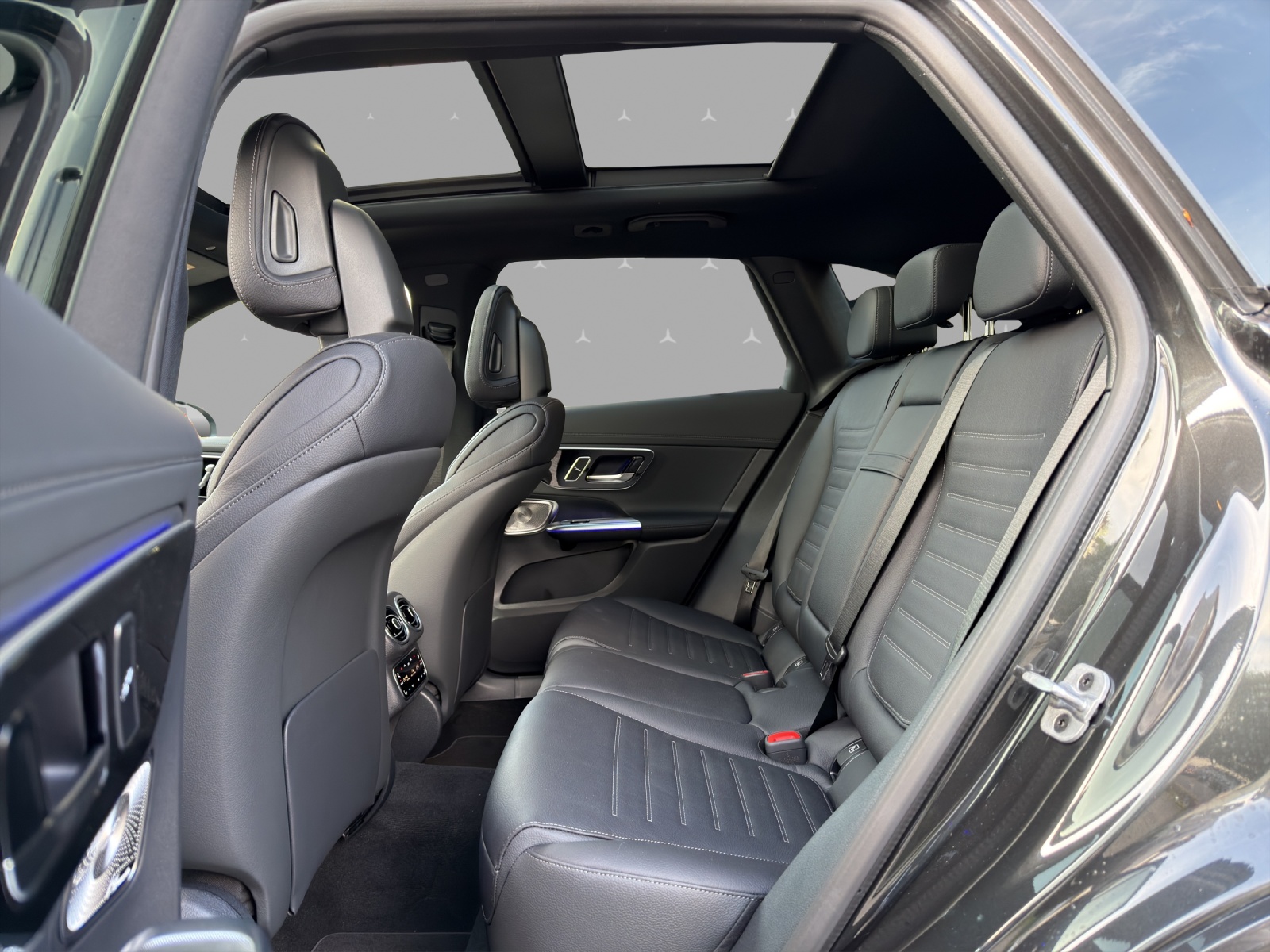 MERCEDES-BENZ GLC 450d 4Matic 9G-Tronic-image-13