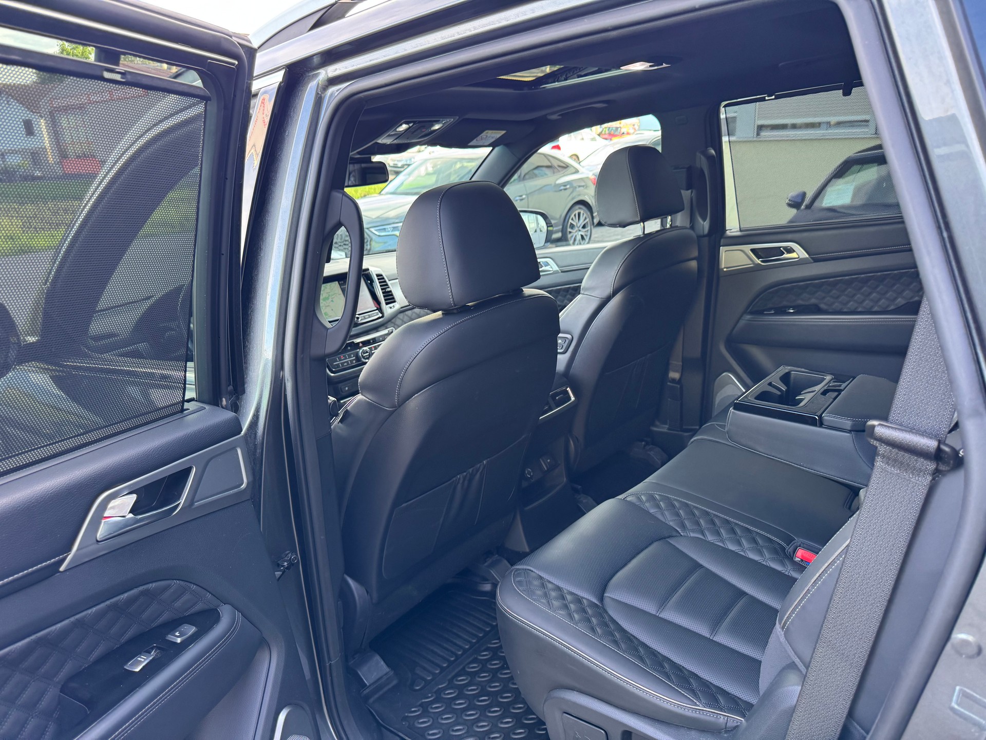 KGM-SsangYong Rexton 2.2 CRDi Sapphire 4WD AT-image-12