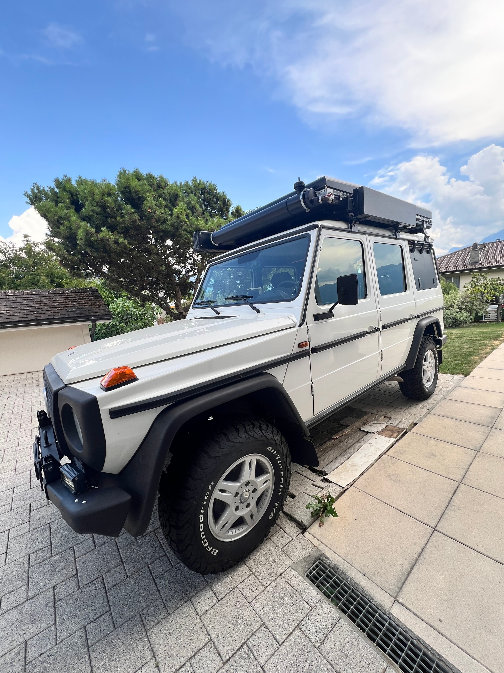 MERCEDES-BENZ 270 CDi-image-1