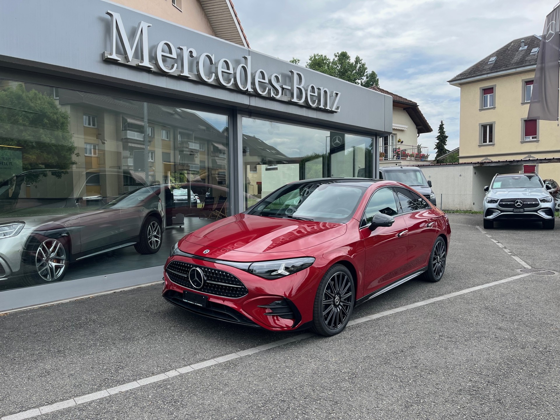 MERCEDES-BENZ CLA 220 8G-DCT 4Matic-showroom-element-1