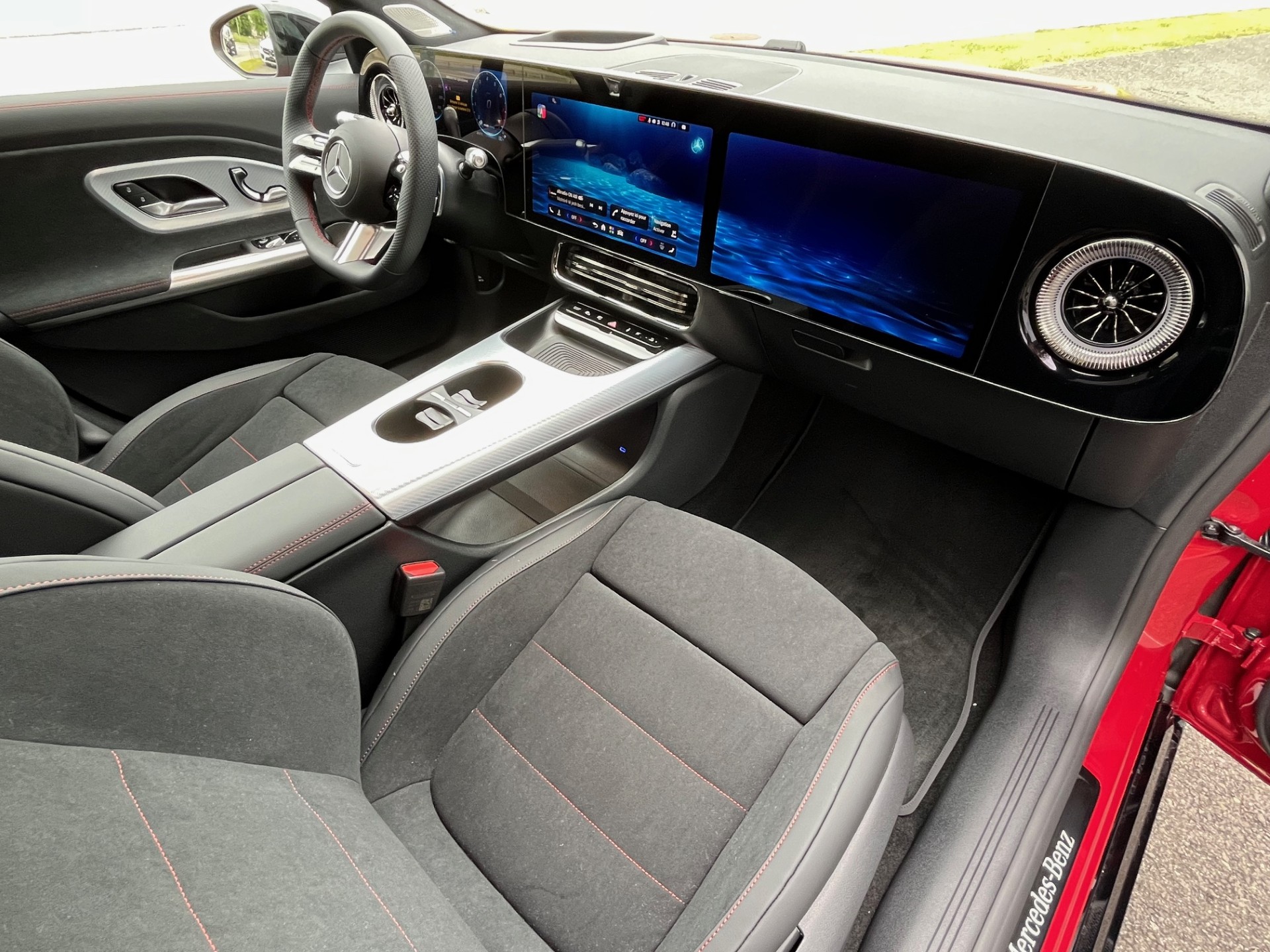 MERCEDES-BENZ CLA 220 8G-DCT 4Matic-image-10
