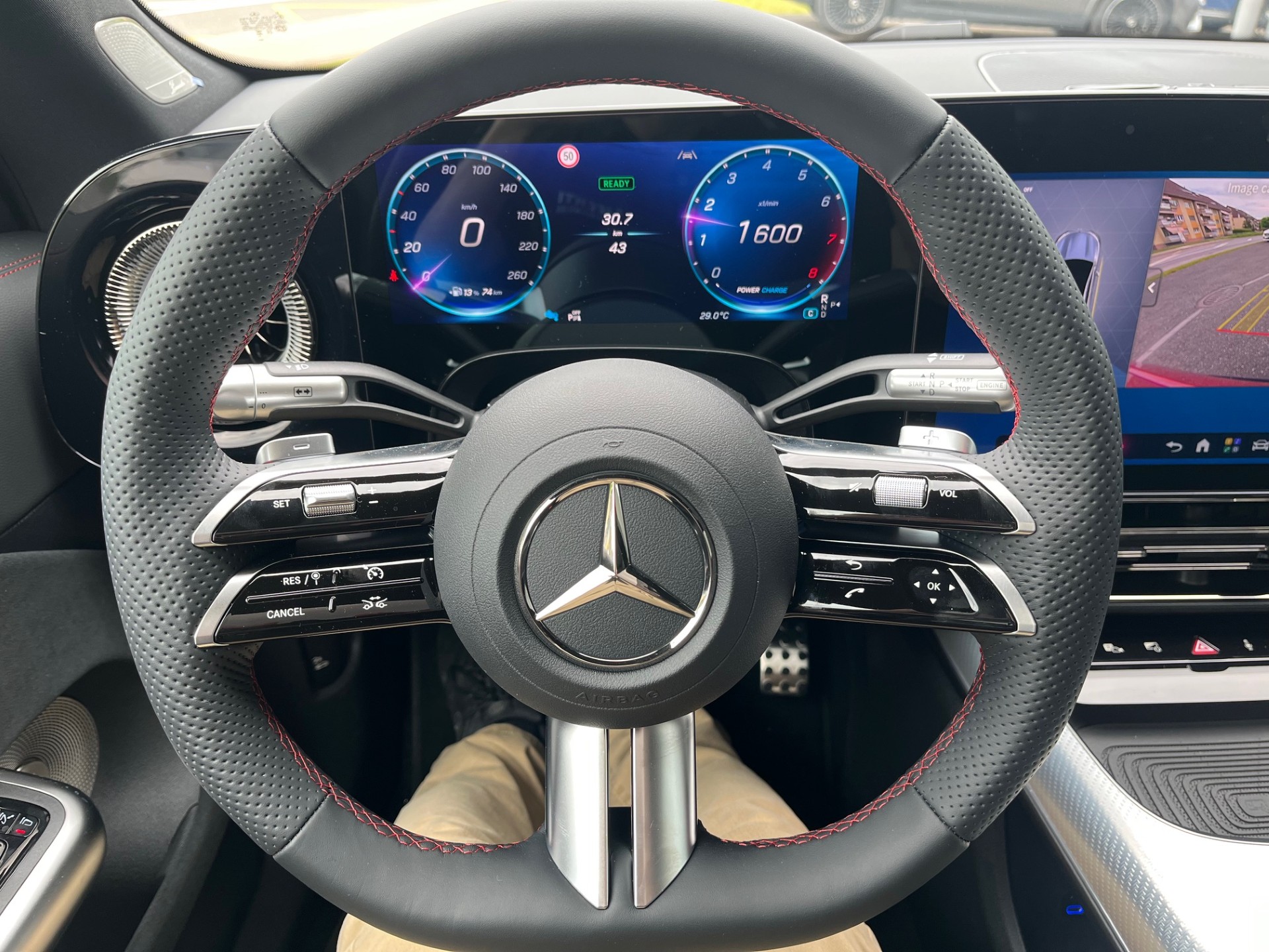 MERCEDES-BENZ CLA 220 8G-DCT 4Matic-image-9