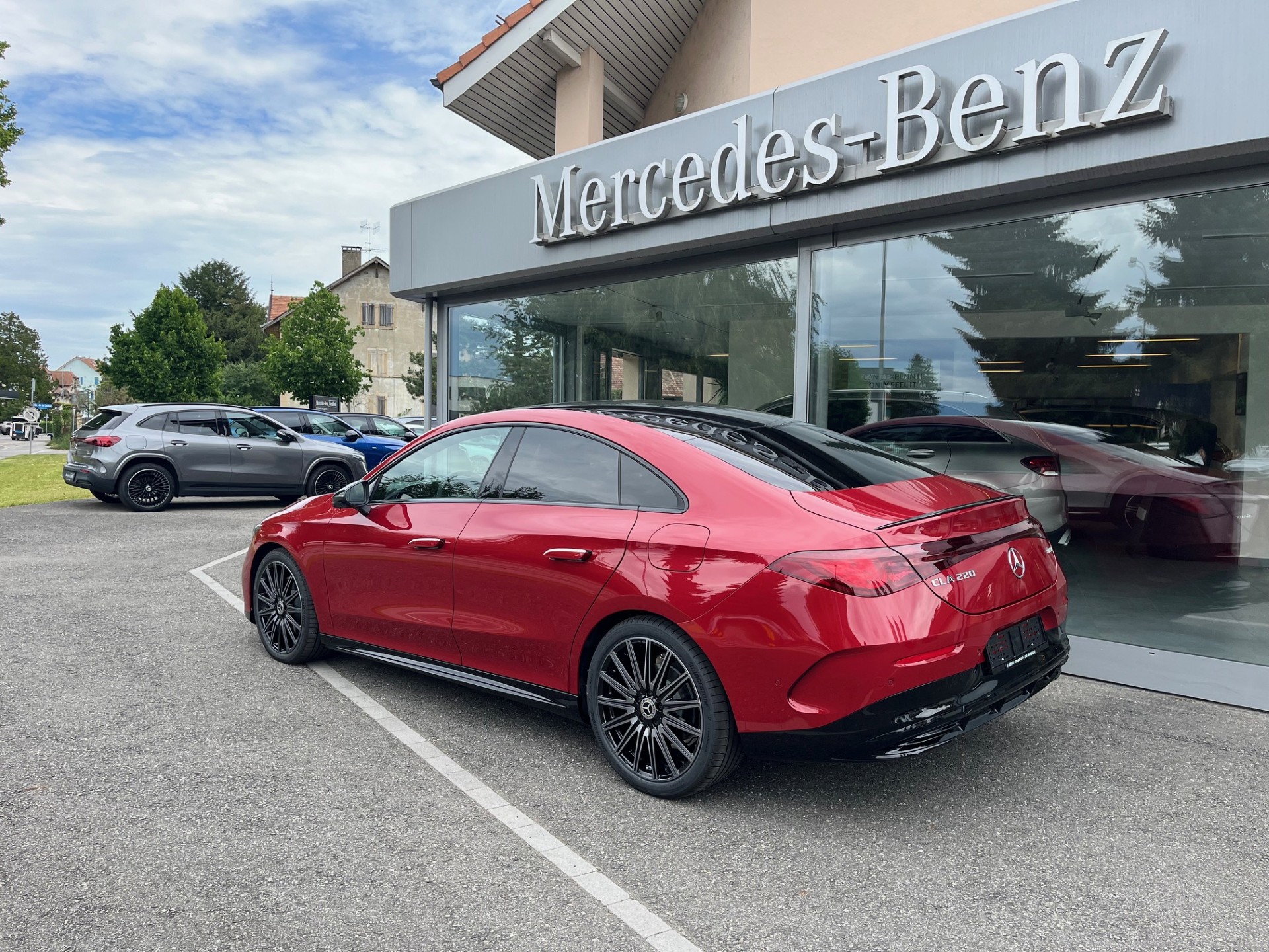 MERCEDES-BENZ CLA 220 8G-DCT 4Matic-showroom-element-3