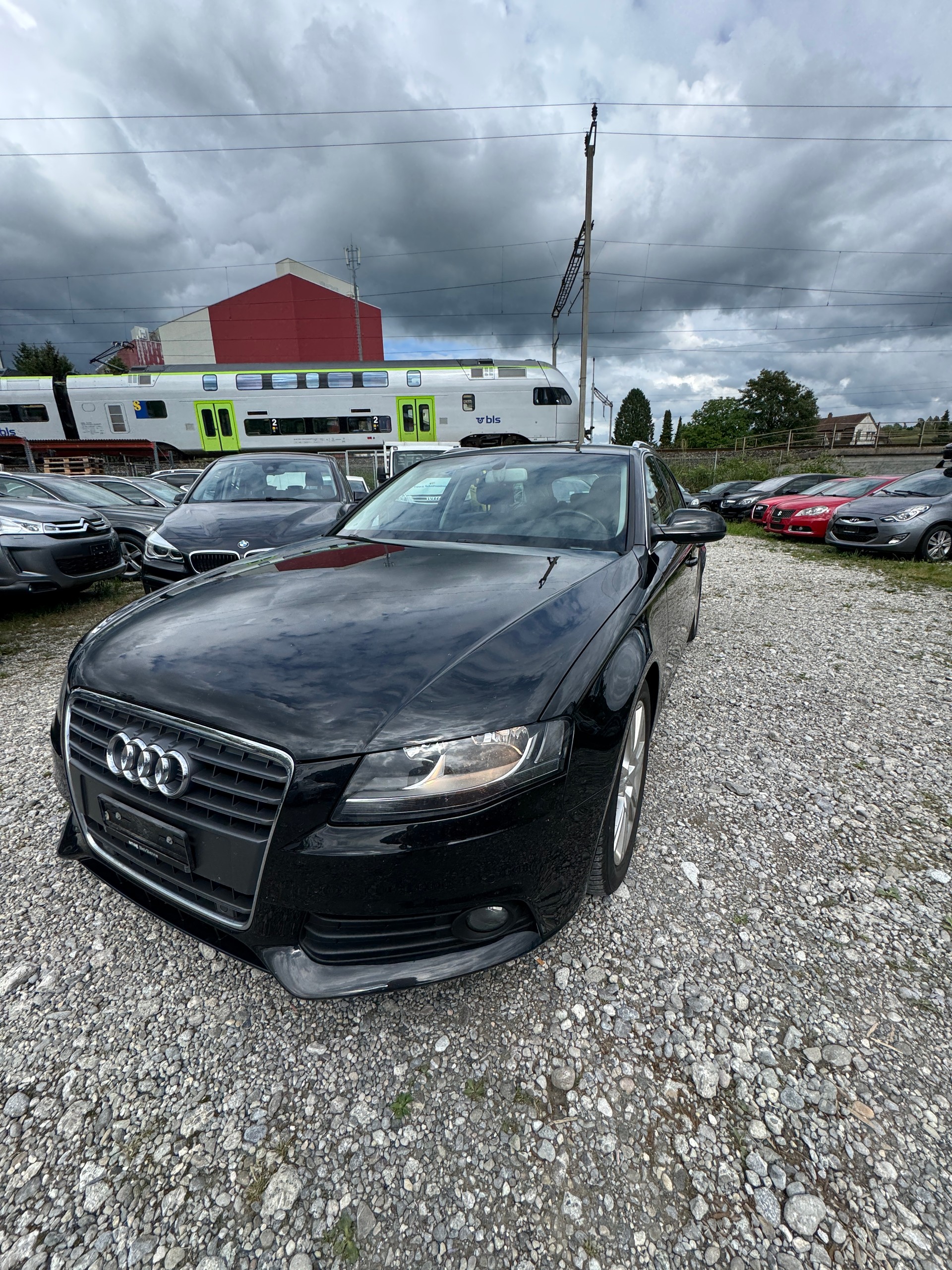 AUDI A4 Avant 2.0 TFSI multitronic-image-1