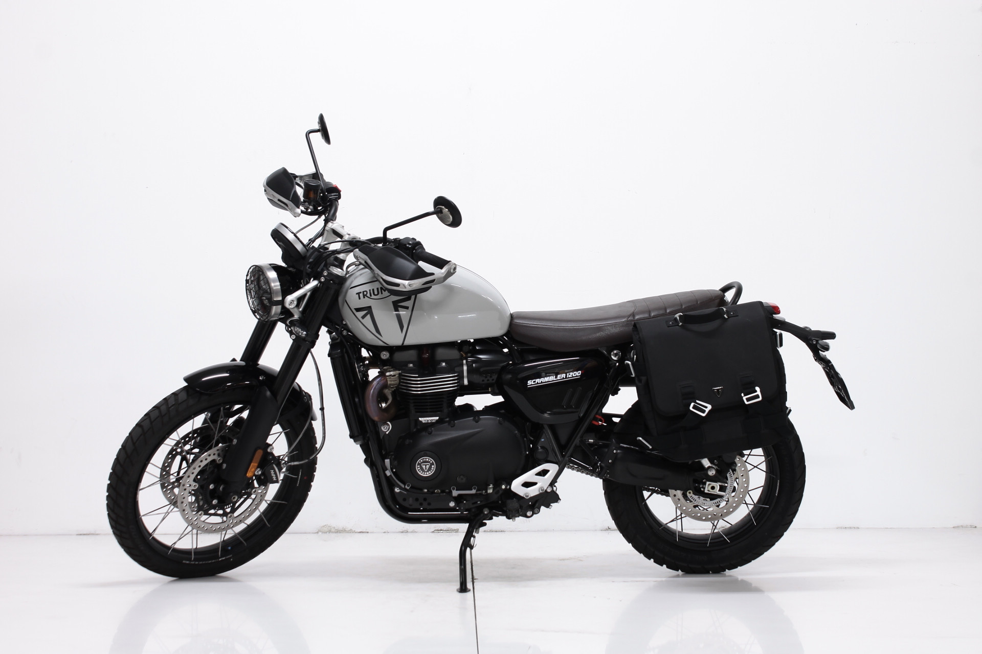 TRIUMPH Scrambler 1200 X-image-4