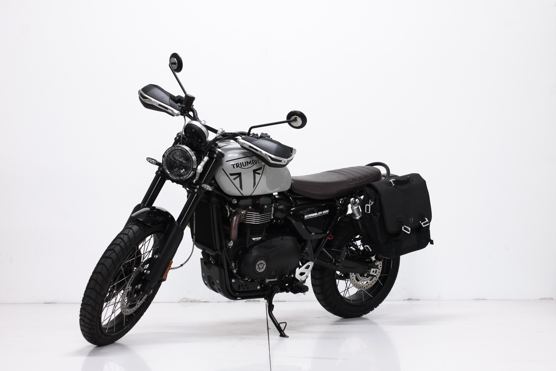 TRIUMPH Scrambler 1200 X-image-3