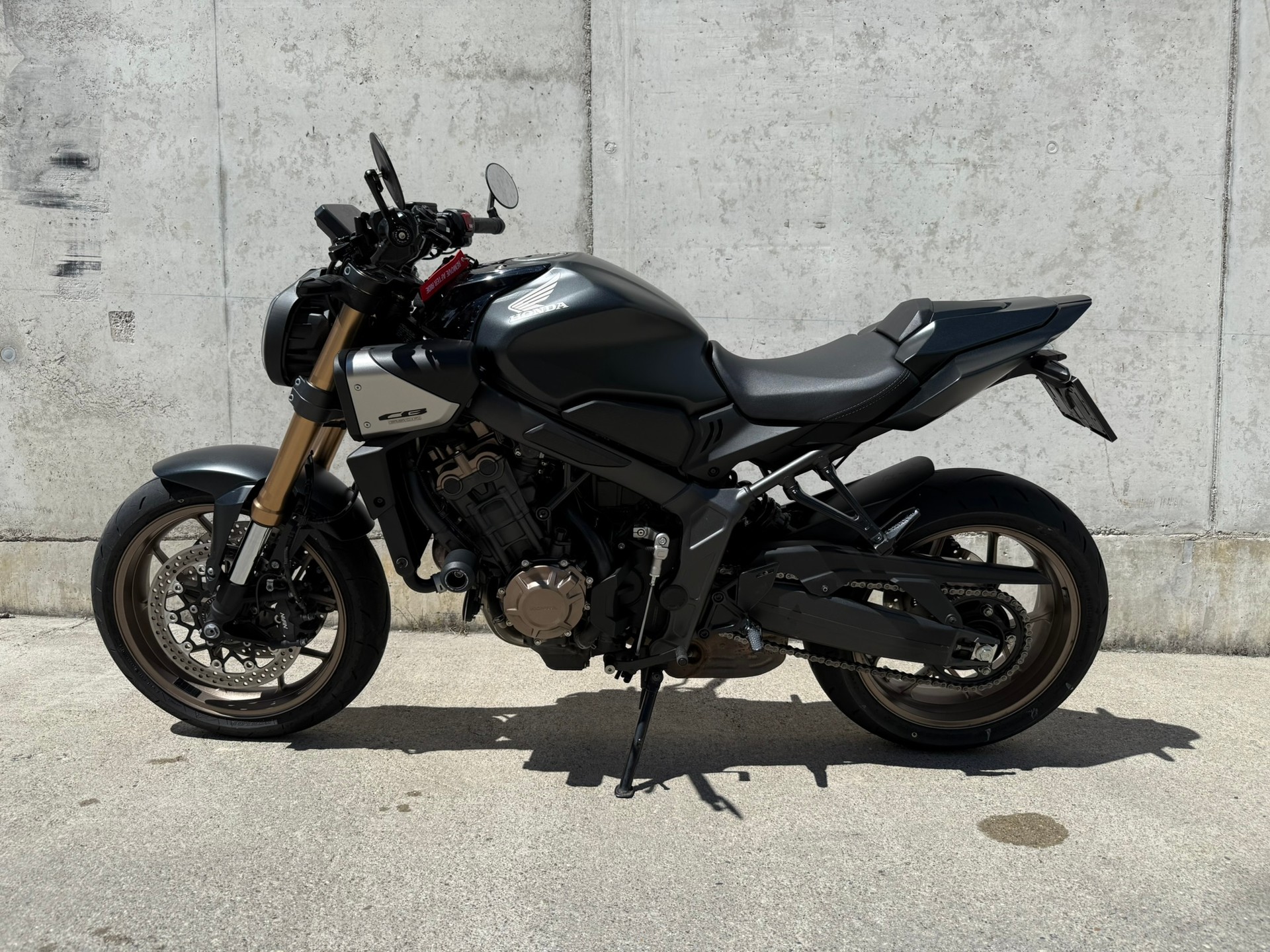 HONDA CB650R-image-10