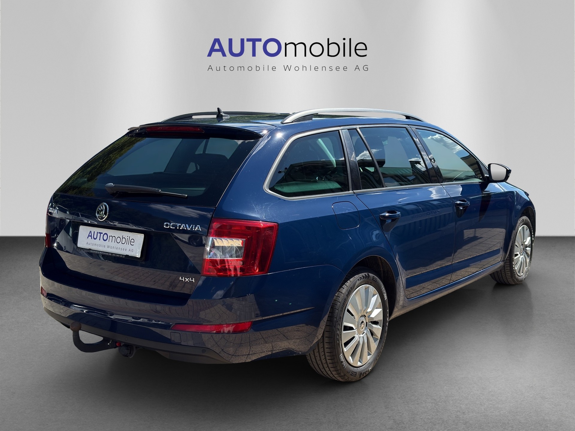 SKODA Octavia Combi 2.0 TDI Ambition 4x4 DSG-image-4