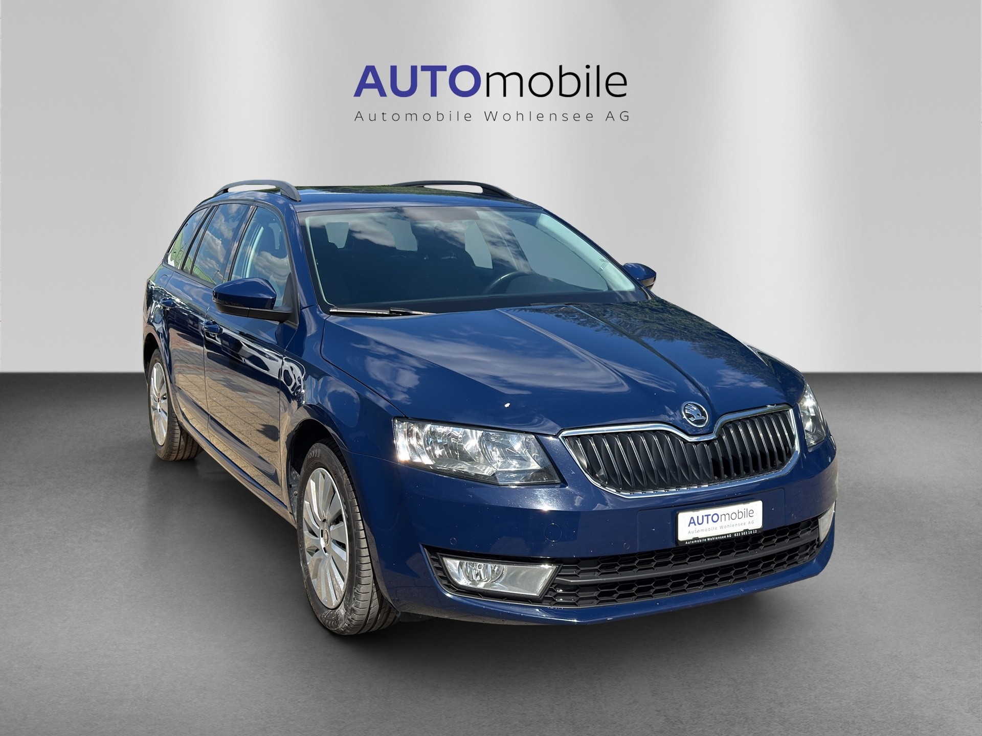 SKODA Octavia Combi 2.0 TDI Ambition 4x4 DSG-showroom-element-3