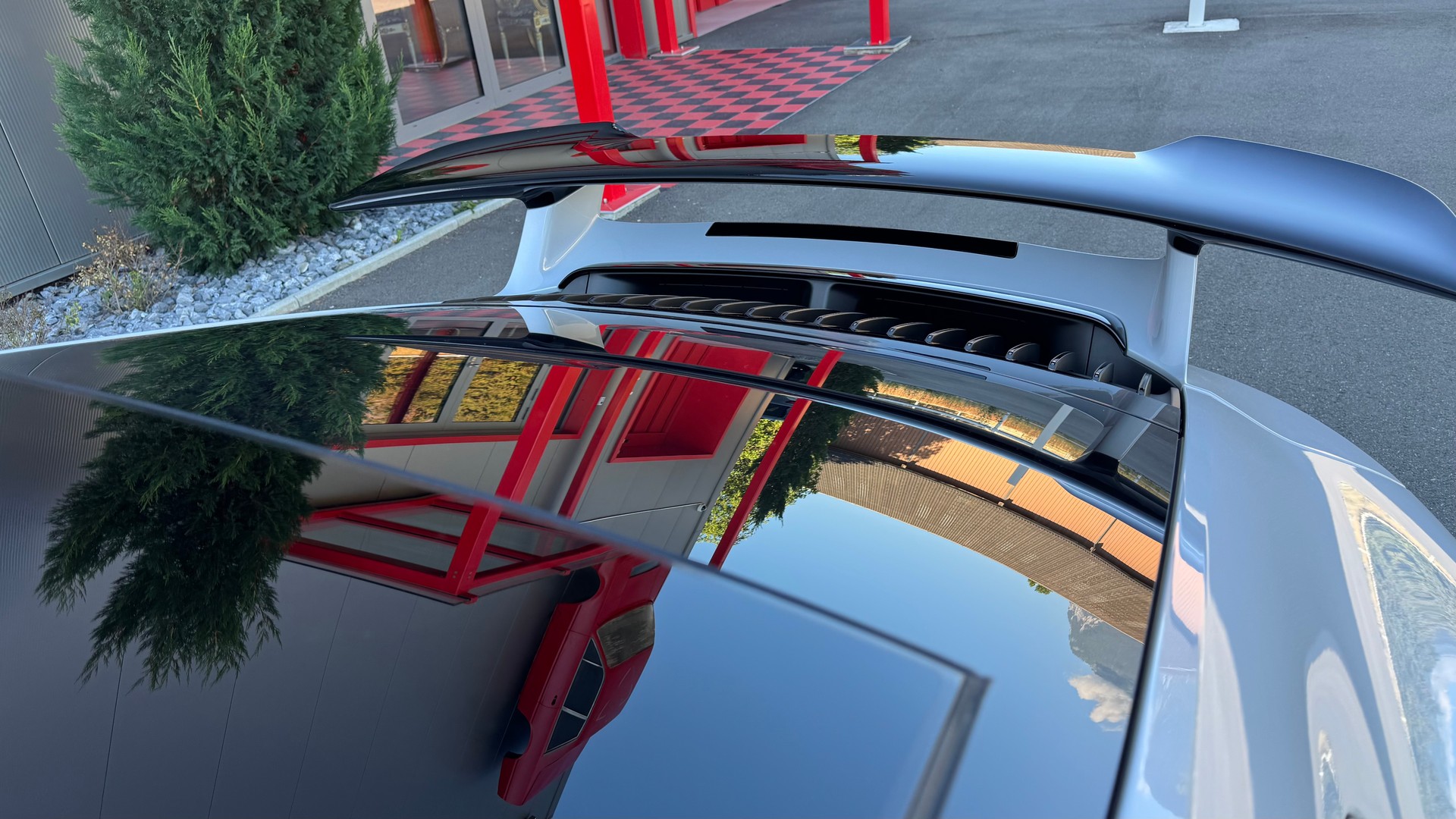 PORSCHE 911 Carrera 4 GTS PDK essence/électrique/ Hybride-image-15