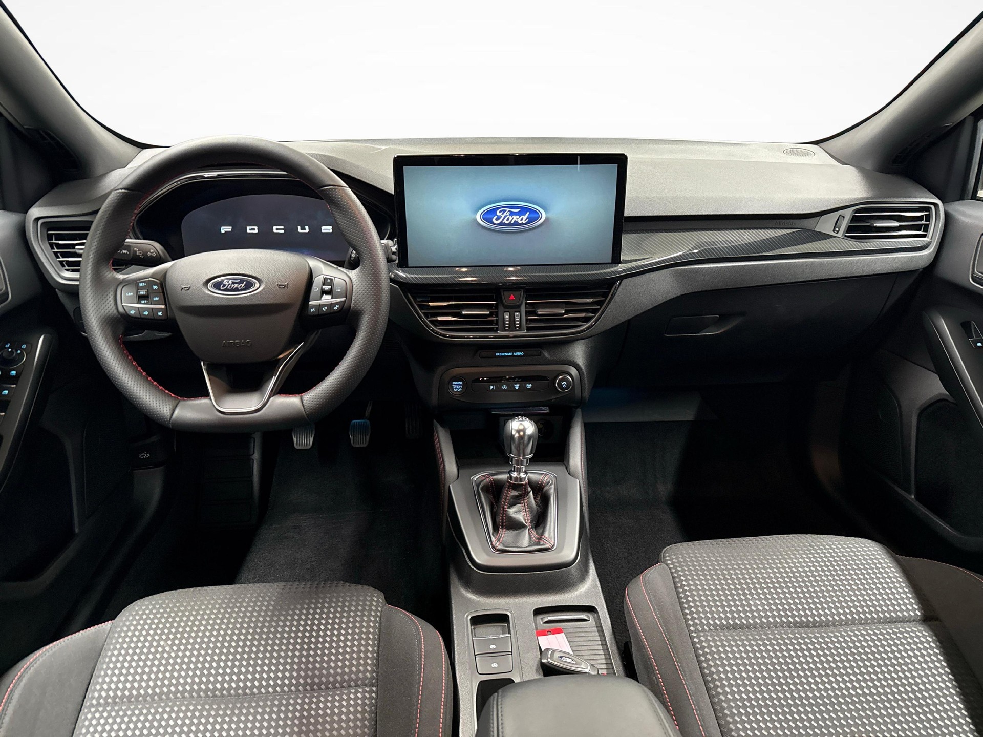 FORD Focus Station Wagon 1.0i EcoB Hybrid 125 ST-Line X-image-8