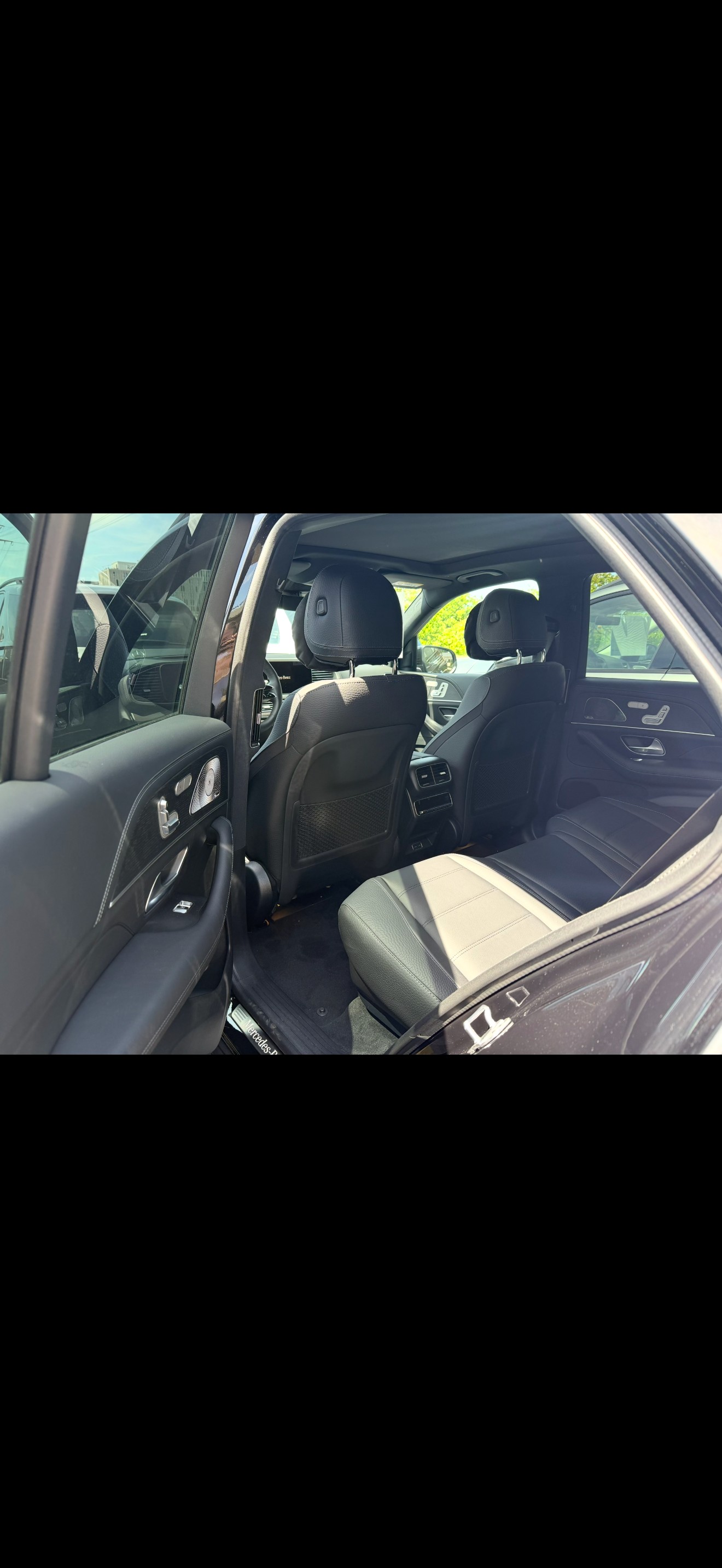 MERCEDES-BENZ GLE 300 d AMG Line 4matic-image-2