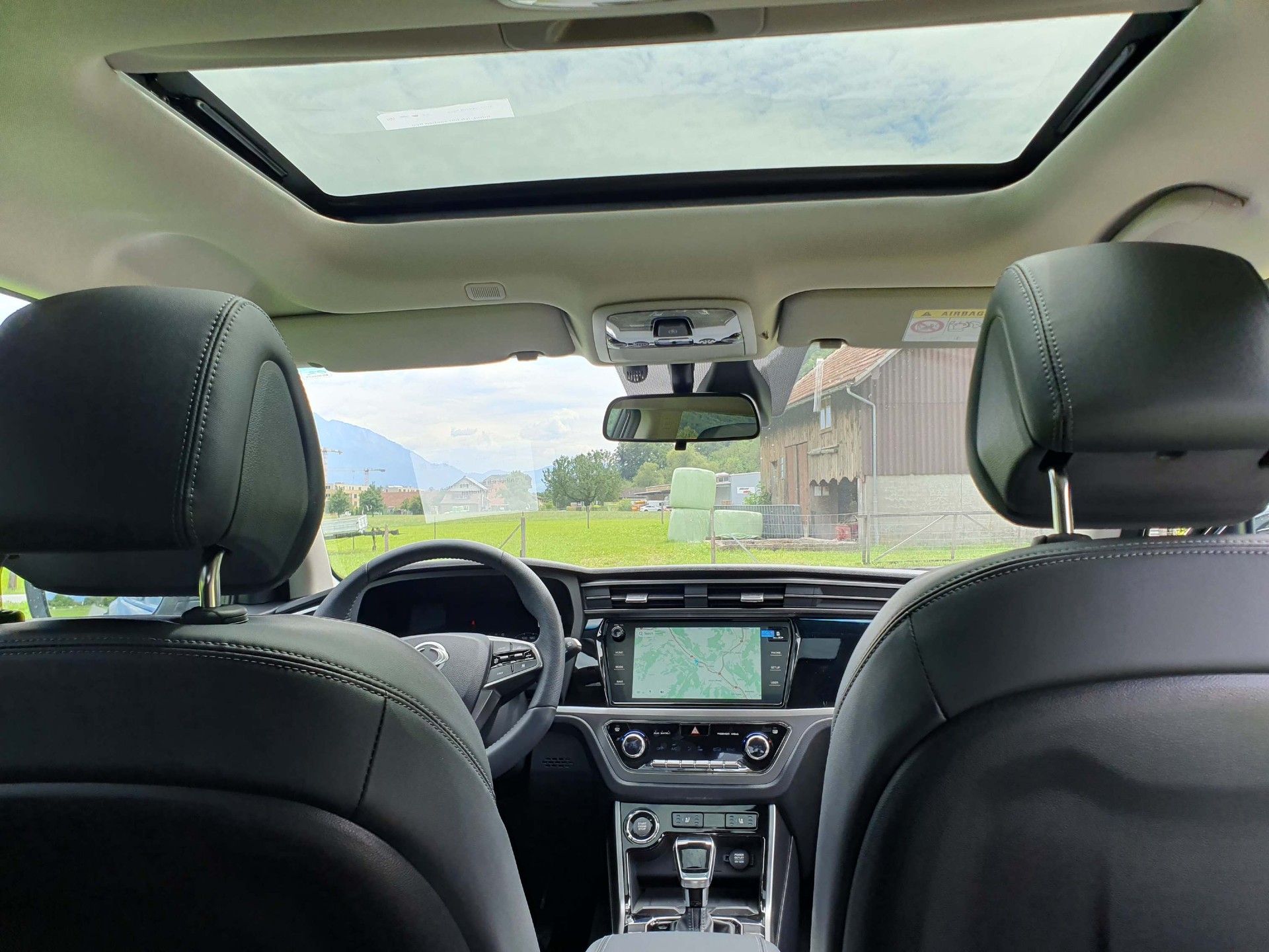 KGM-SsangYong Korando 1.5 Turbo GDi Titanium 4WD-image-11