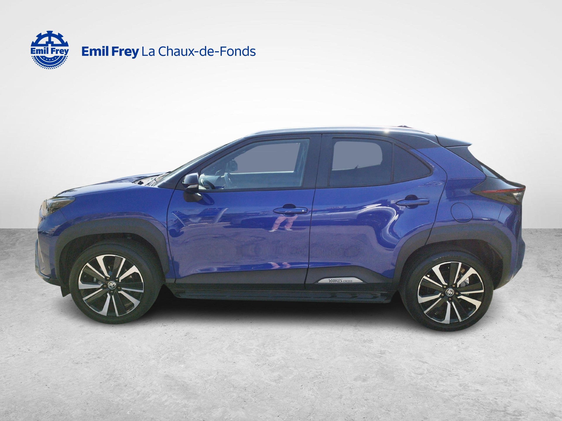 TOYOTA Yaris Cross 1.5 VVT-i HSD Premiere Edition AWD-i-showroom-element-1