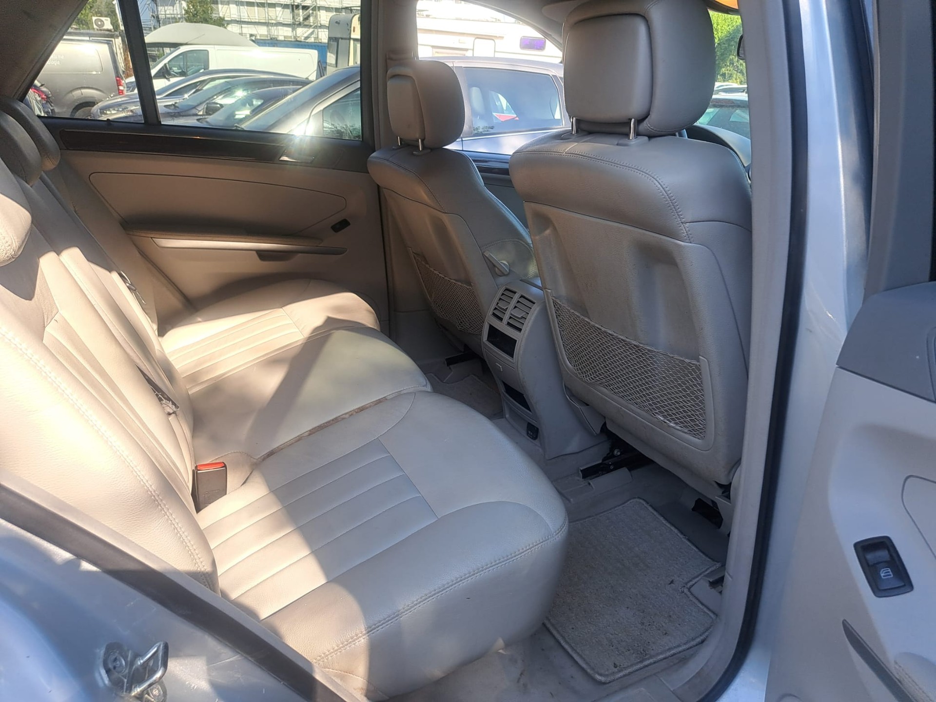 MERCEDES-BENZ ML 350 4Matic 7G-Tronic-image-14