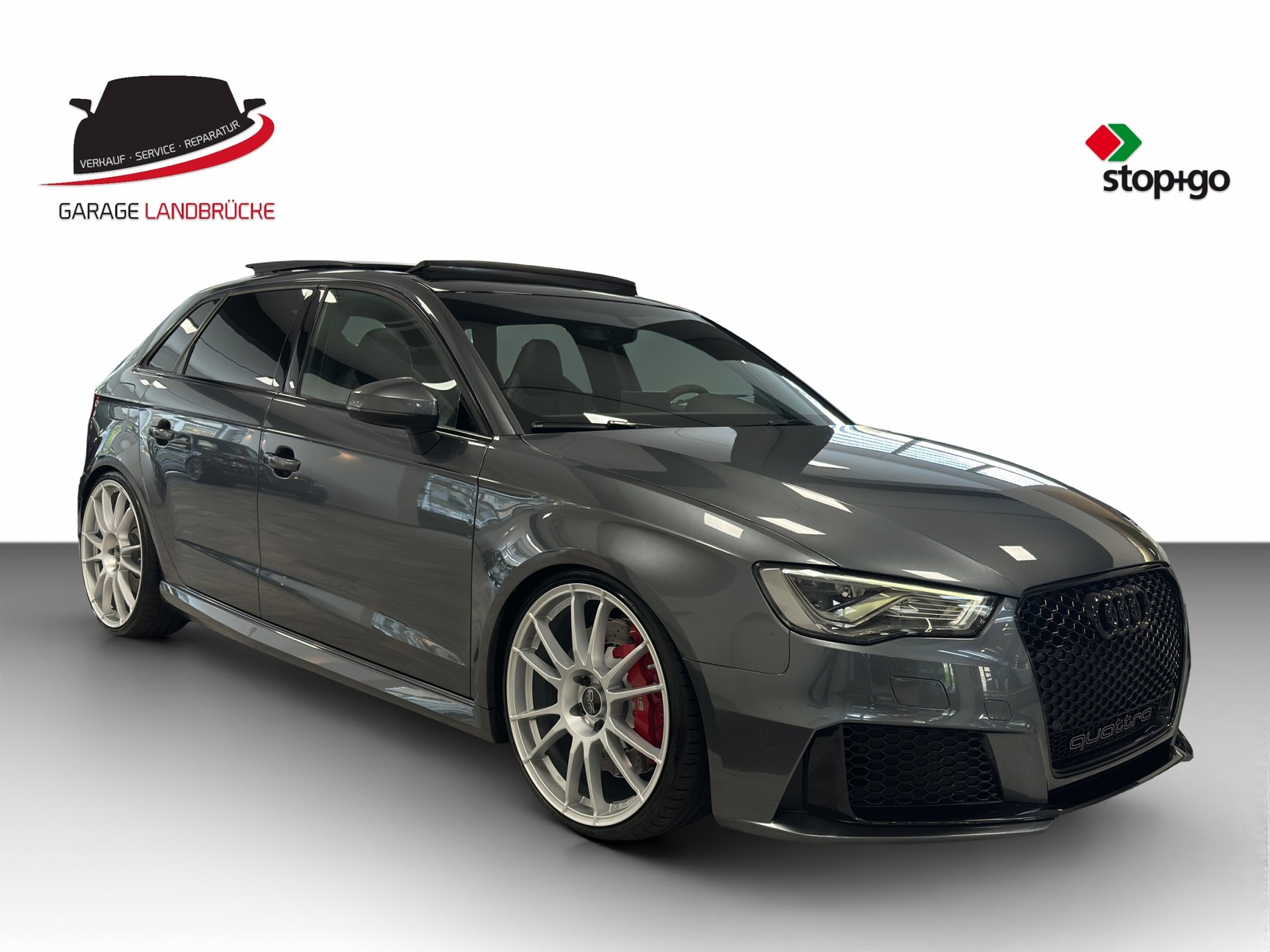 AUDI RS3 2.5 TSI quattro S-tronic-showroom-element-3