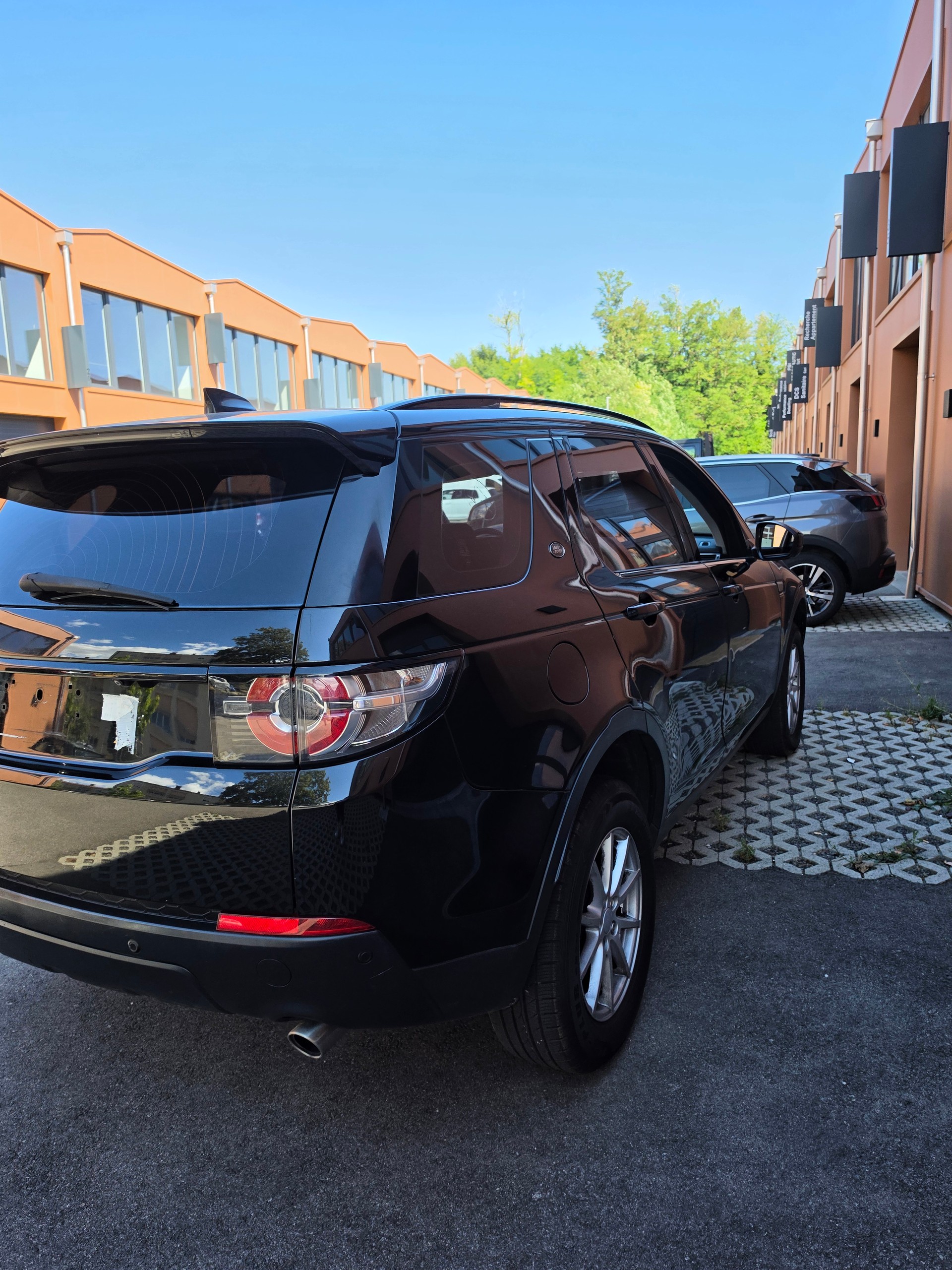 LAND ROVER Discovery Sport 2.0 TD4 Pure-image-5