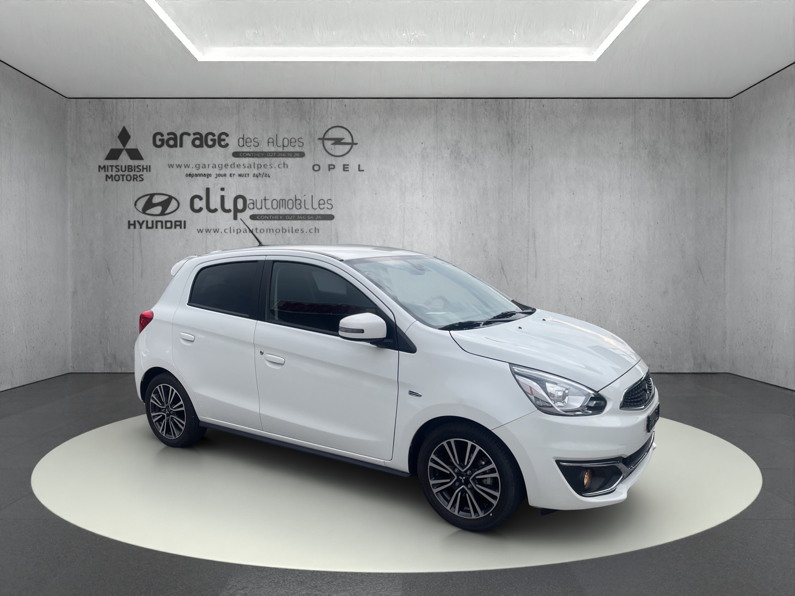 MITSUBISHI Space Star 1.2 MIVEC Style Anniversary-image-5