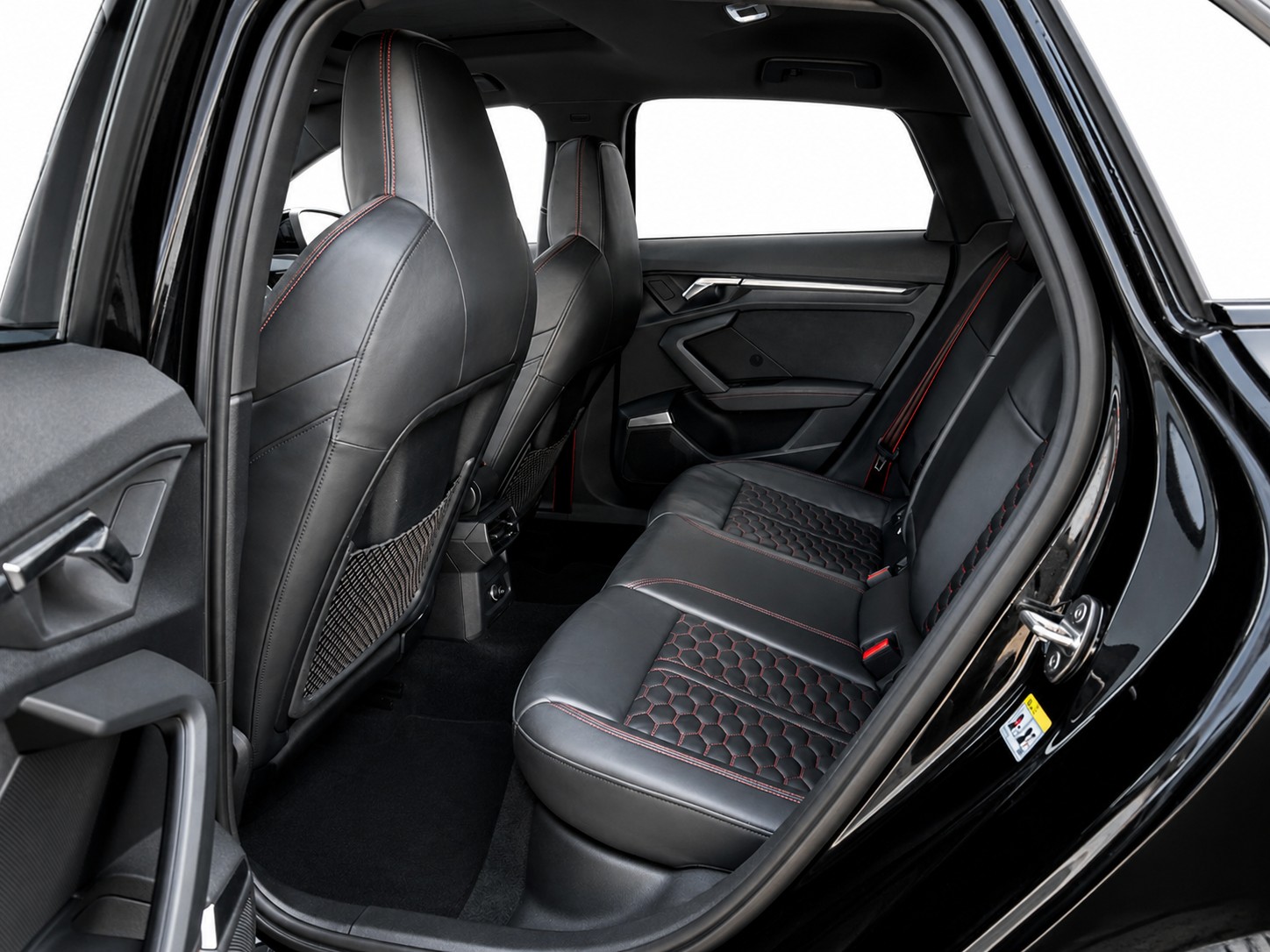 AUDI RS3 Sportback 2.5 TFSI quattro S-Tronic-image-12