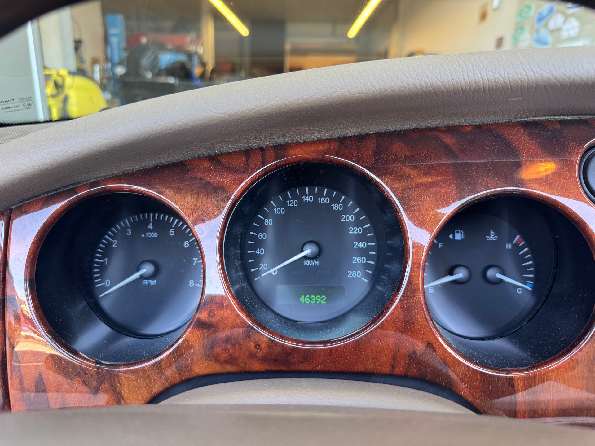 JAGUAR XK8 4.0-image-13