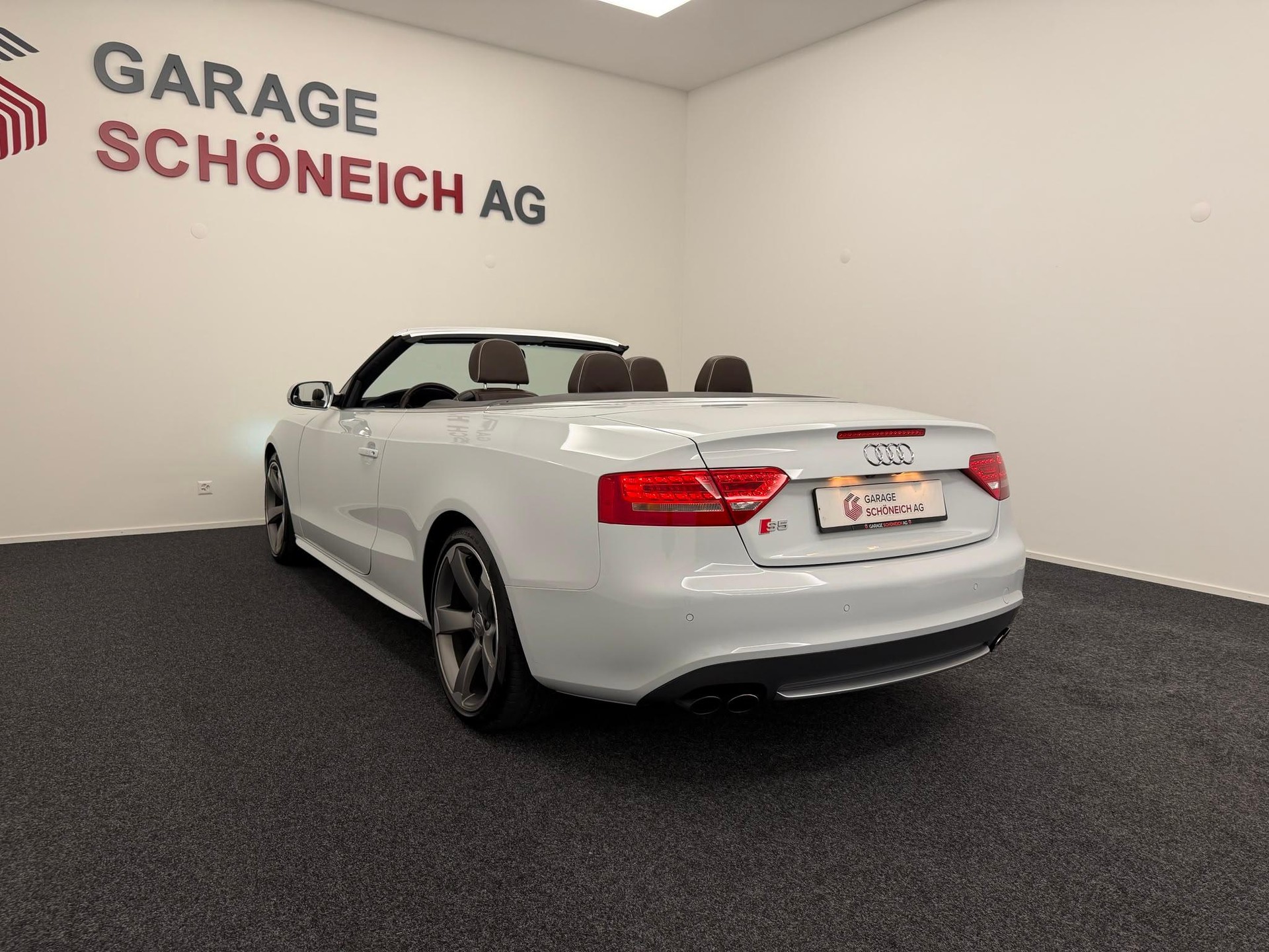 AUDI S5 Cabriolet 3.0 V6 TFSI quattro S-Tronic-image-5