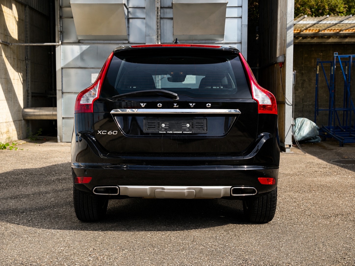 VOLVO XC60 2.0 D4 FWD Summum S/S đ€-image-4