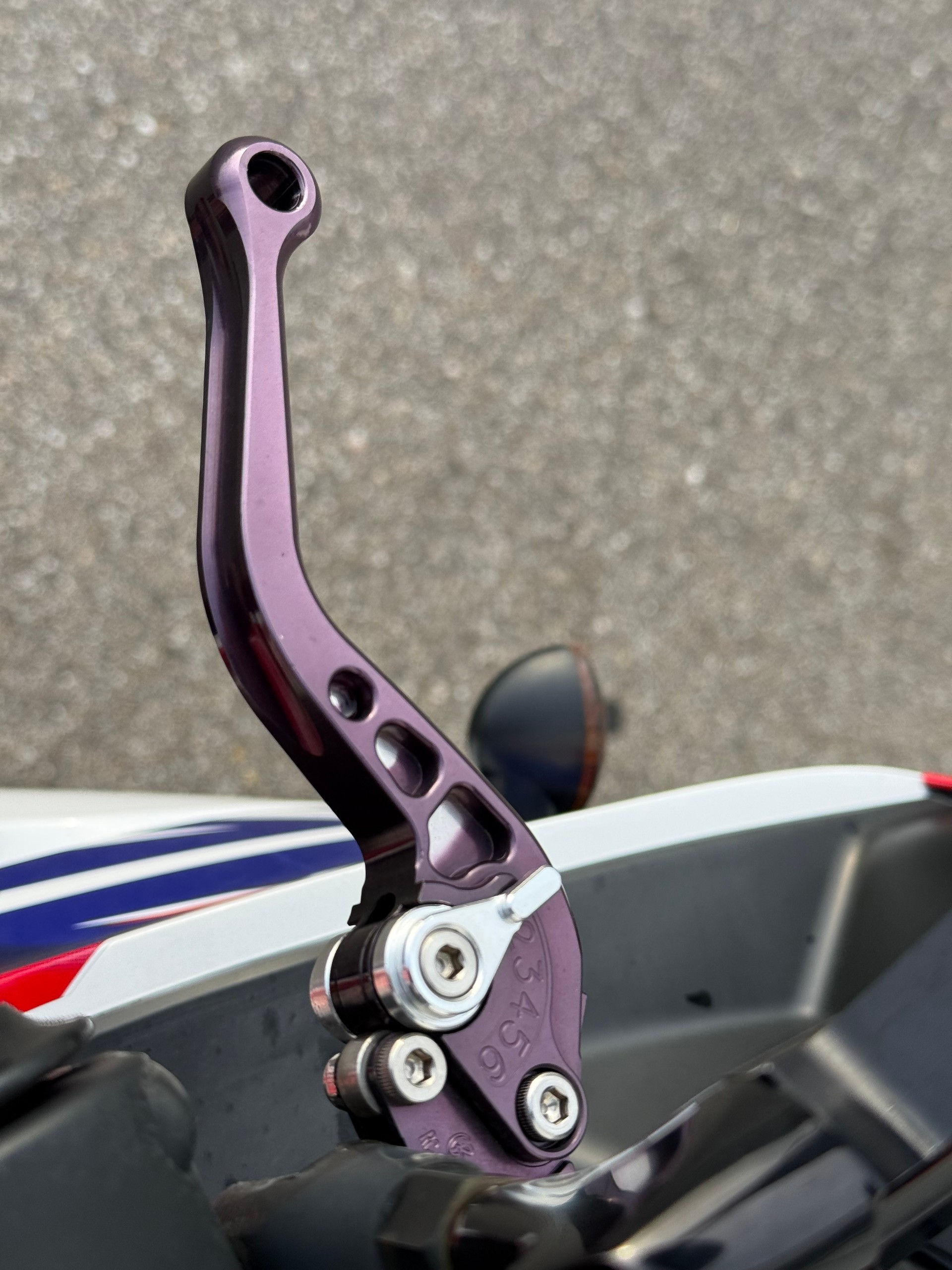 HONDA CBR 125 R-image-12