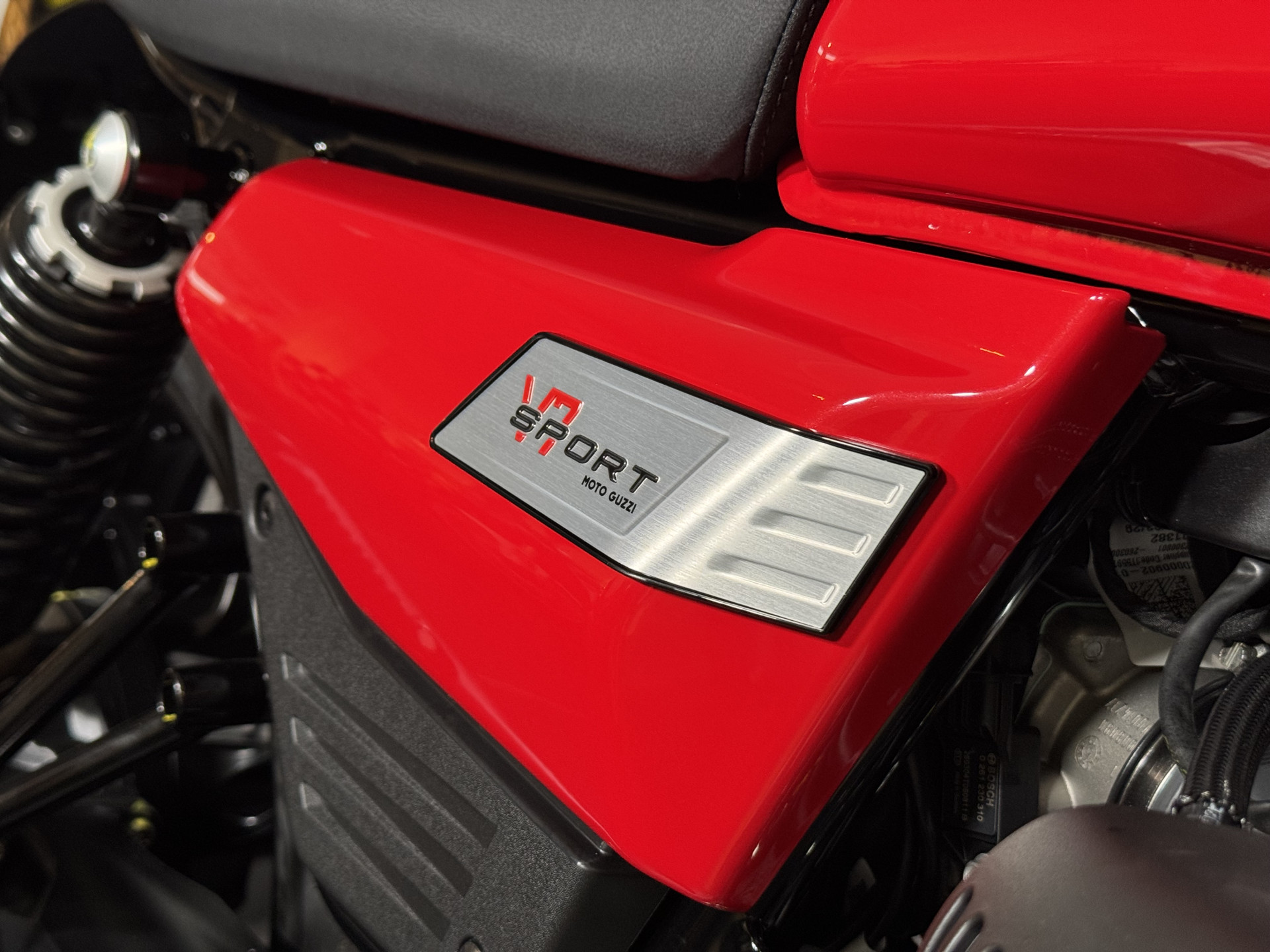 MOTO GUZZI V7 850 Sport-image-3
