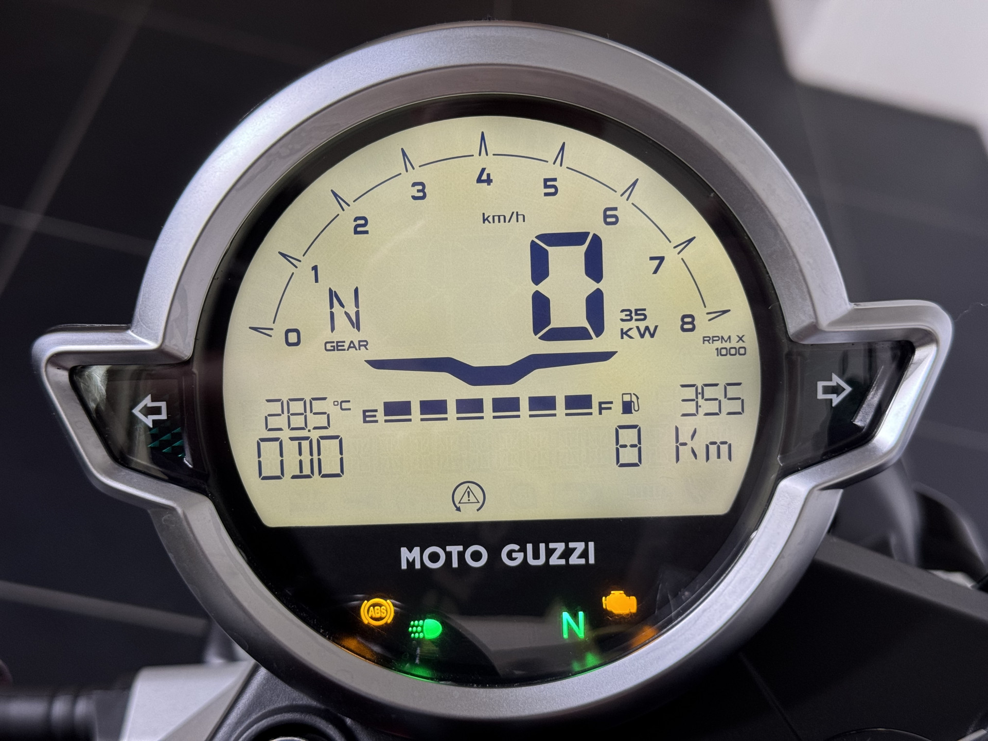 MOTO GUZZI V7 850 Sport-image-2