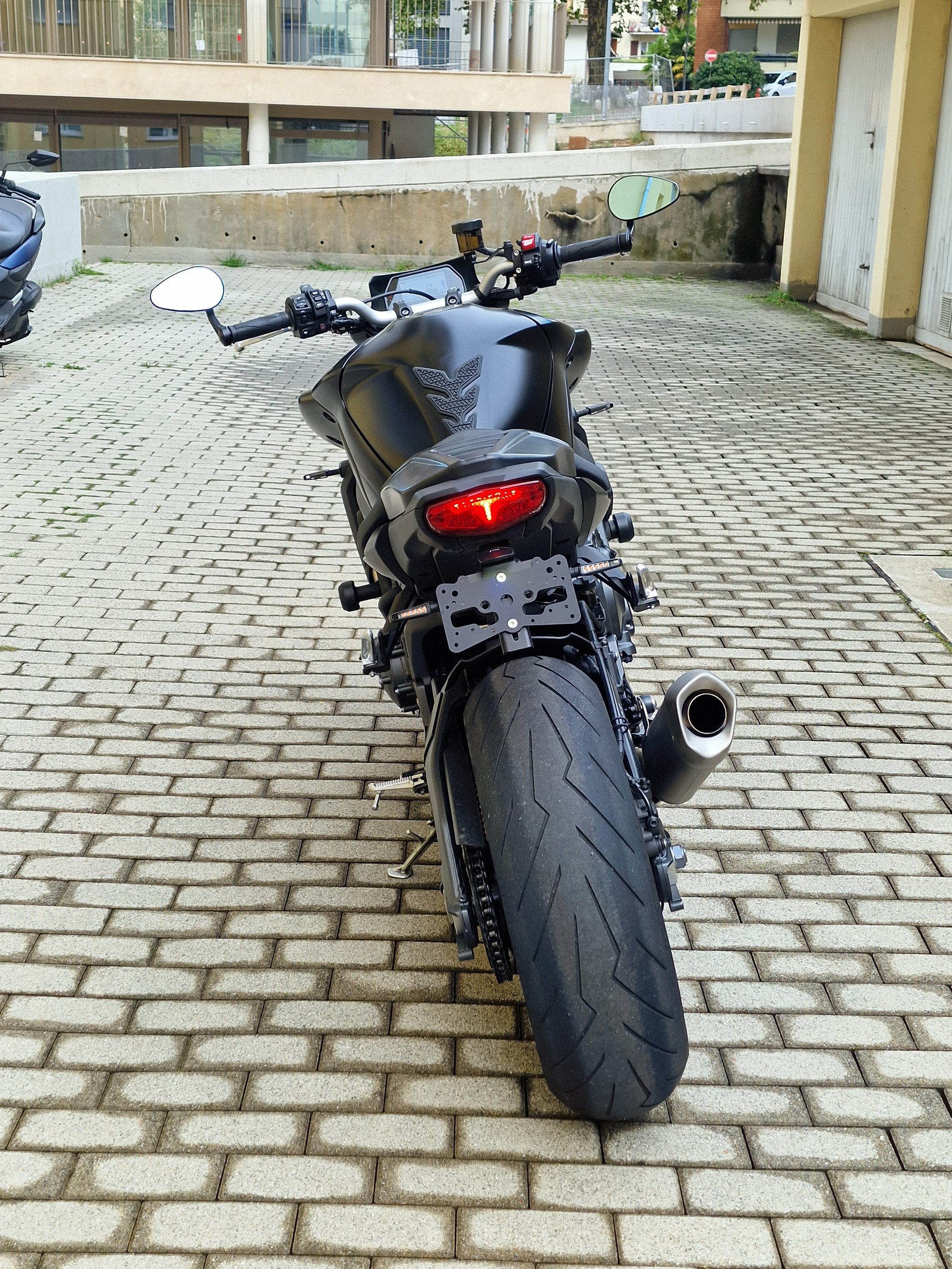 YAMAHA MT-10 ABS-image-7