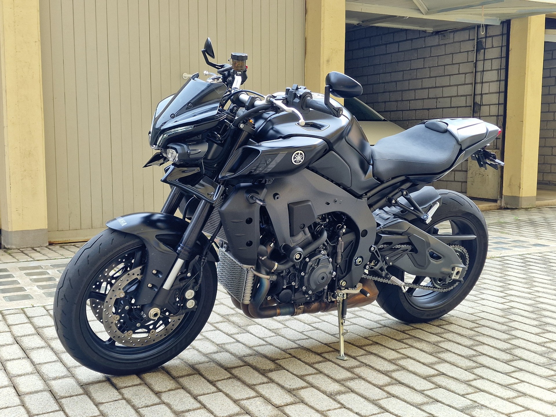 YAMAHA MT-10 ABS-image-5