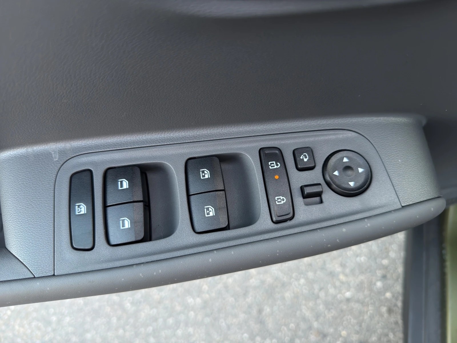 HYUNDAI Inster 49kWh Vertex Cross-image-20