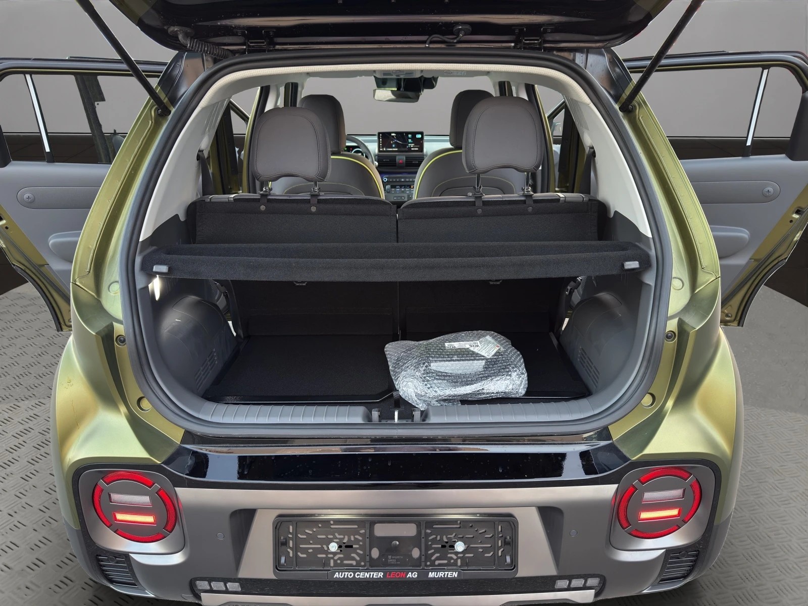 HYUNDAI Inster 49kWh Vertex Cross-image-18