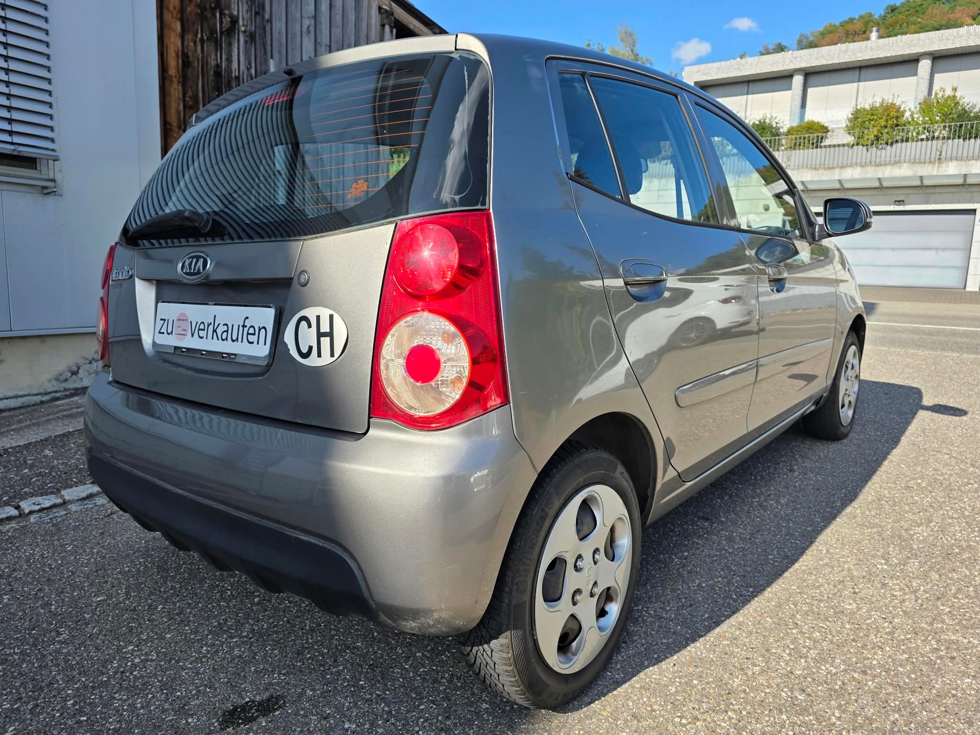KIA Picanto 1.1 Trend-image-5