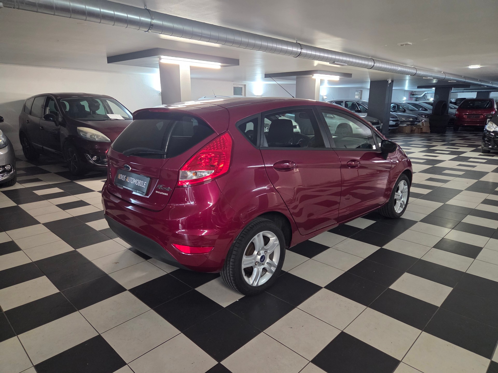 FORD Fiesta 1.25 16V Ambiente-image-4