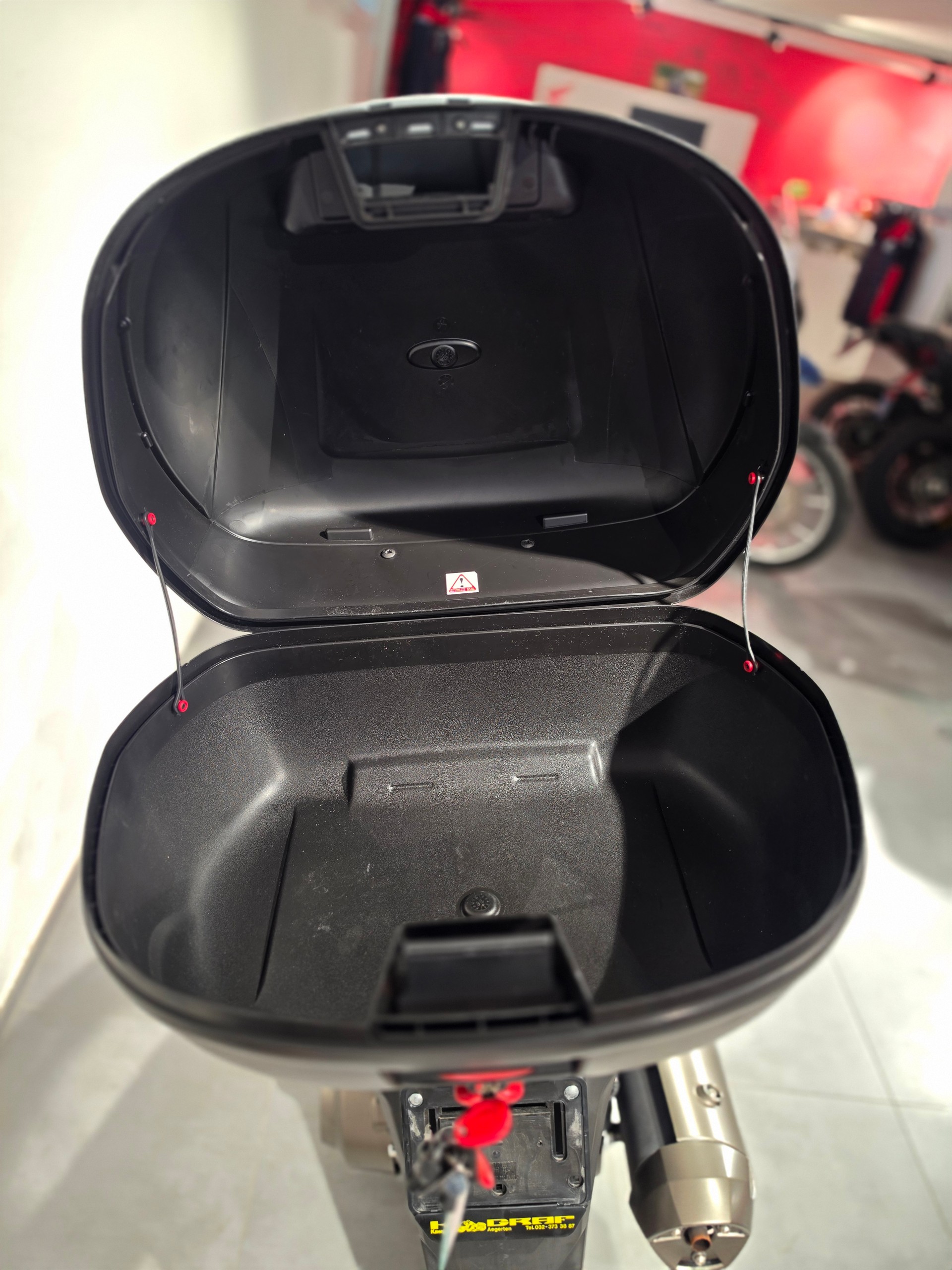 KAWASAKI J 300 ABS-image-11