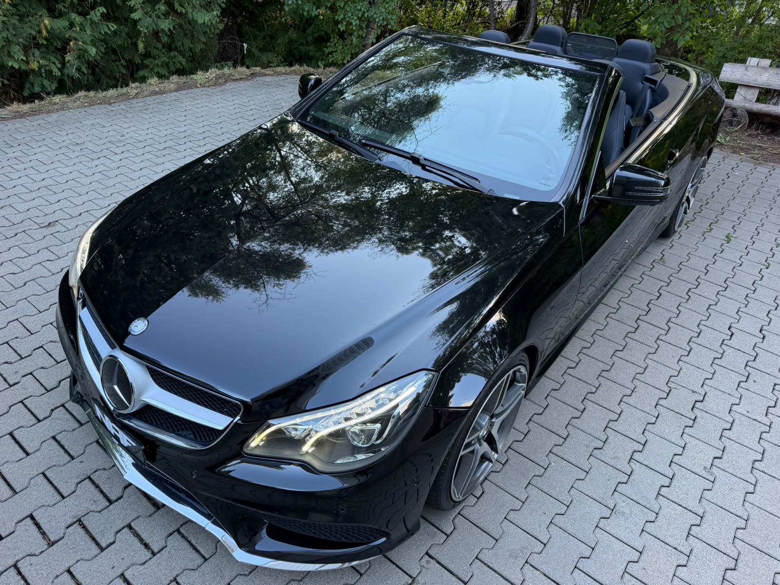 MERCEDES-BENZ E 400 AMG Line 7G-Tronic-showroom-element-1