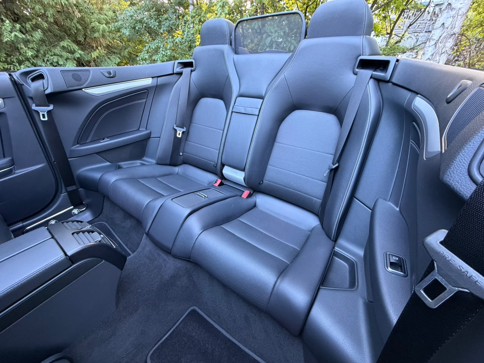 MERCEDES-BENZ E 400 AMG Line 7G-Tronic-image-16