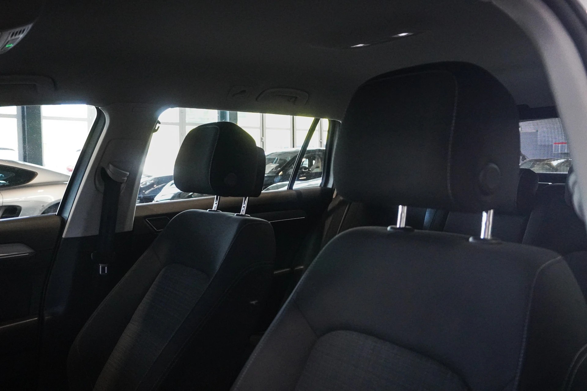 VW Passat 2.0 TDI BMT Business-image-9