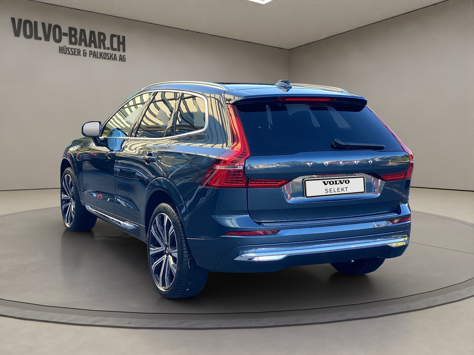 VOLVO XC60 2.0 T6 TE Ultimate Bright eAWD-showroom-element-2
