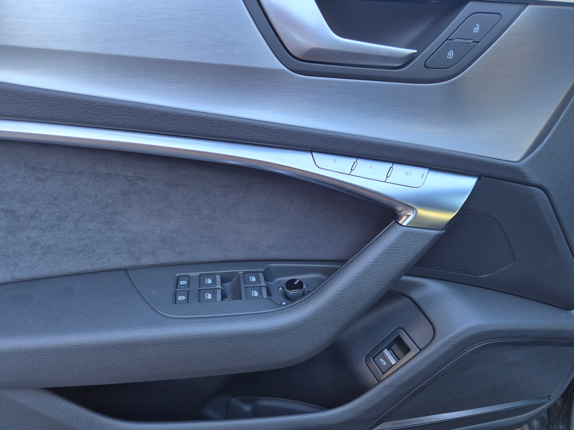 AUDI S6 Avant 3.0 TDI quattro tiptronic-image-15