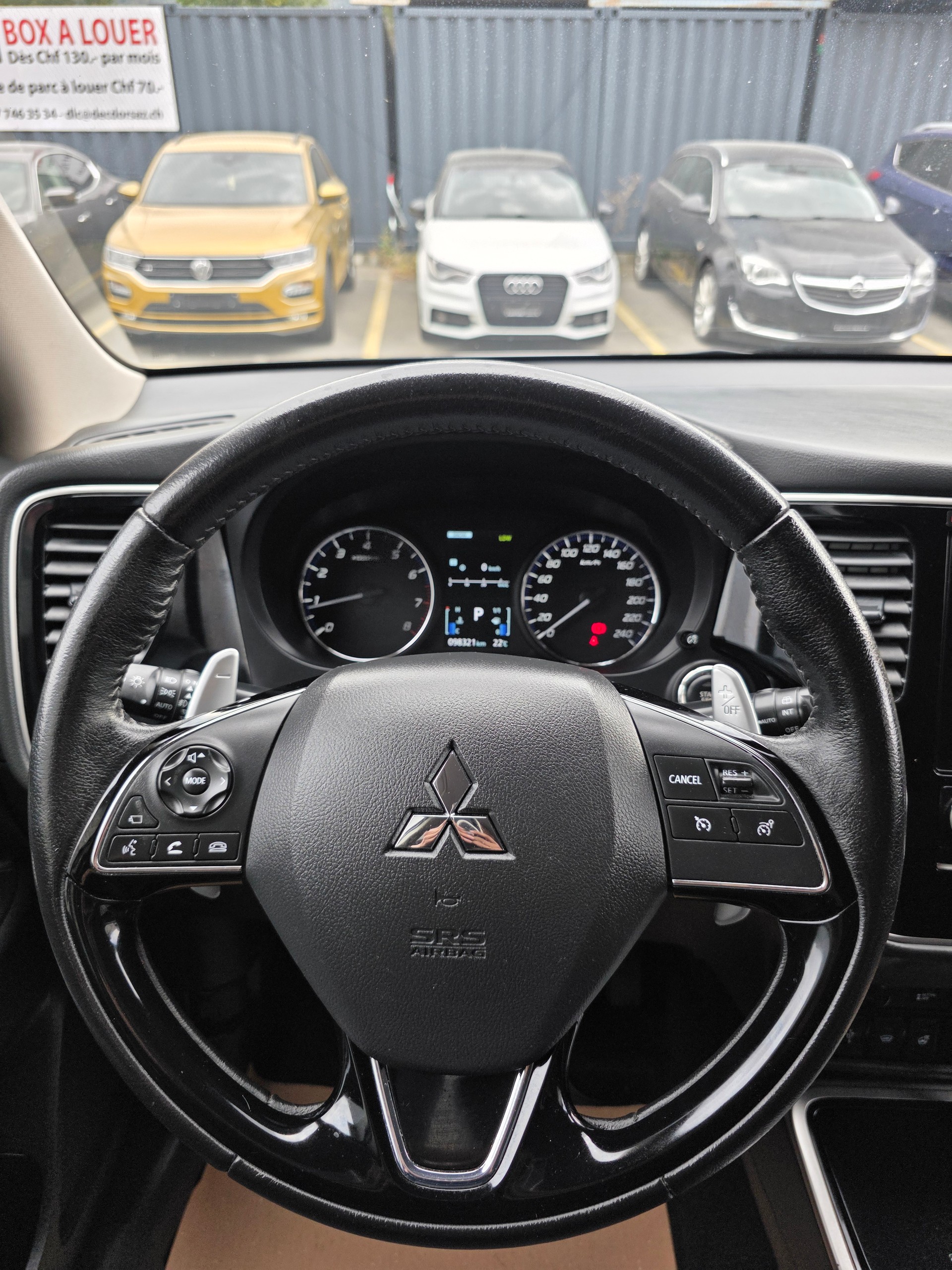 MITSUBISHI Outlander 2.0 Style 4WD CVT-image-11